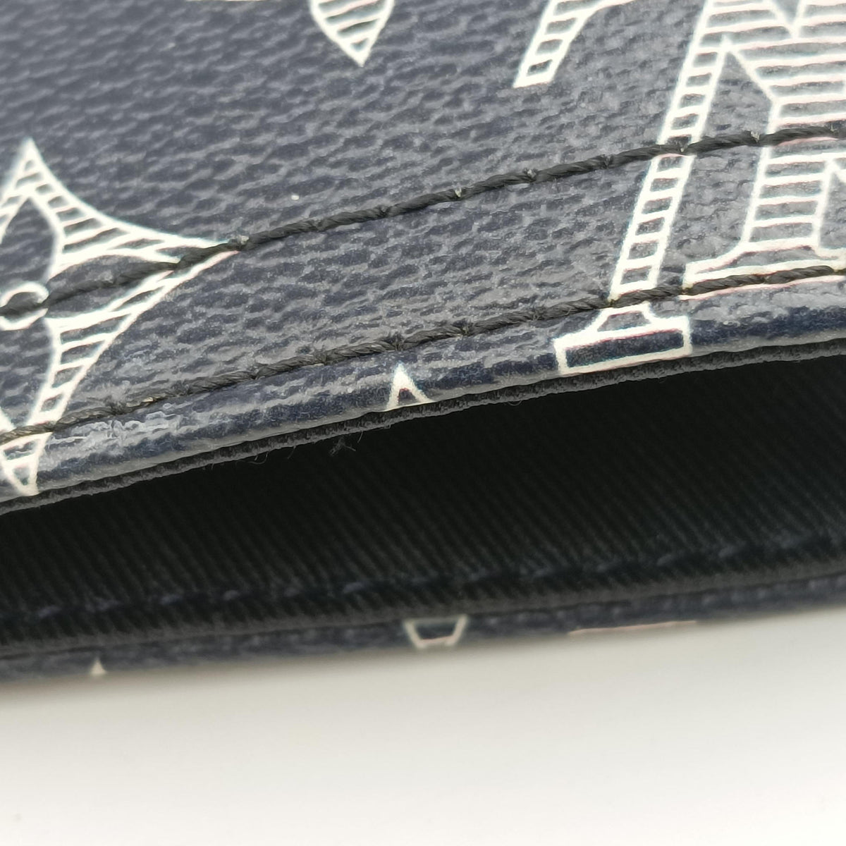 Jake & Dinos Chapman Brothers Giraffe Navy Monogram Savannah M54127 RI5116 IC Chipジェイク アンド ディノス チャップマン ブラザーズ アンクル モノグラム サバンナ M54127 RI5116 ICチップ