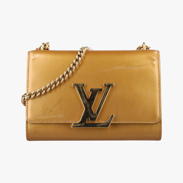 Pochette Louise MM Mustard Yellow Vernis PL4115ポシェット ルイーズMM マスタードイエロー ヴェルニ PL4115