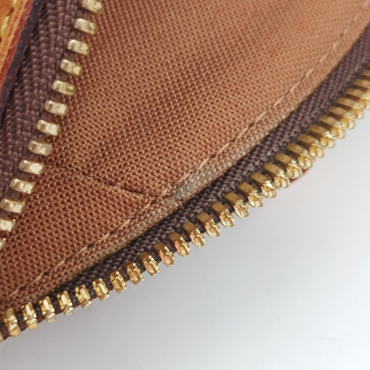 TIVOLI GM Brown Monogram Canvas M40144 SP2171ティヴォリGM モノグラム/ブラウン モノグラムキャンバス M40144 SP2171
