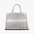 Toile de Jouy Grey canvas 50-MA-0221トワルドジュイ グレー キャンバス 50-MA-0221