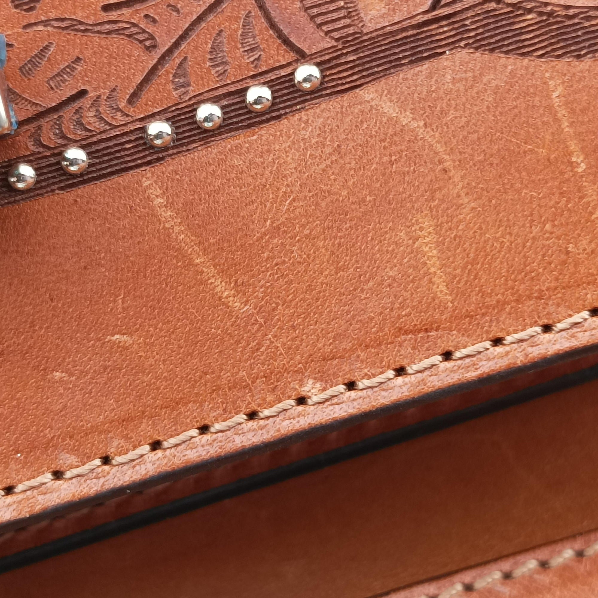 Studded Turn-Lock Brown Leather スタッズ ターンロック ブラウン レザー 