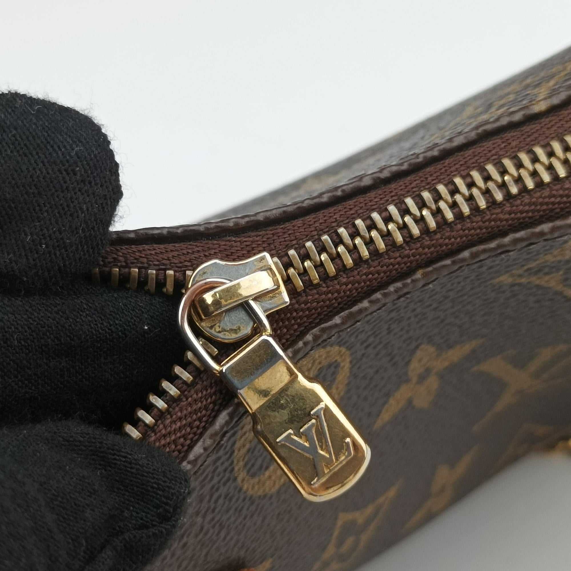 EVA brown Monogram Canvas M95567 DU1152エヴァ モノグラム/ブラウン モノグラムキャンバス M95567 DU1152