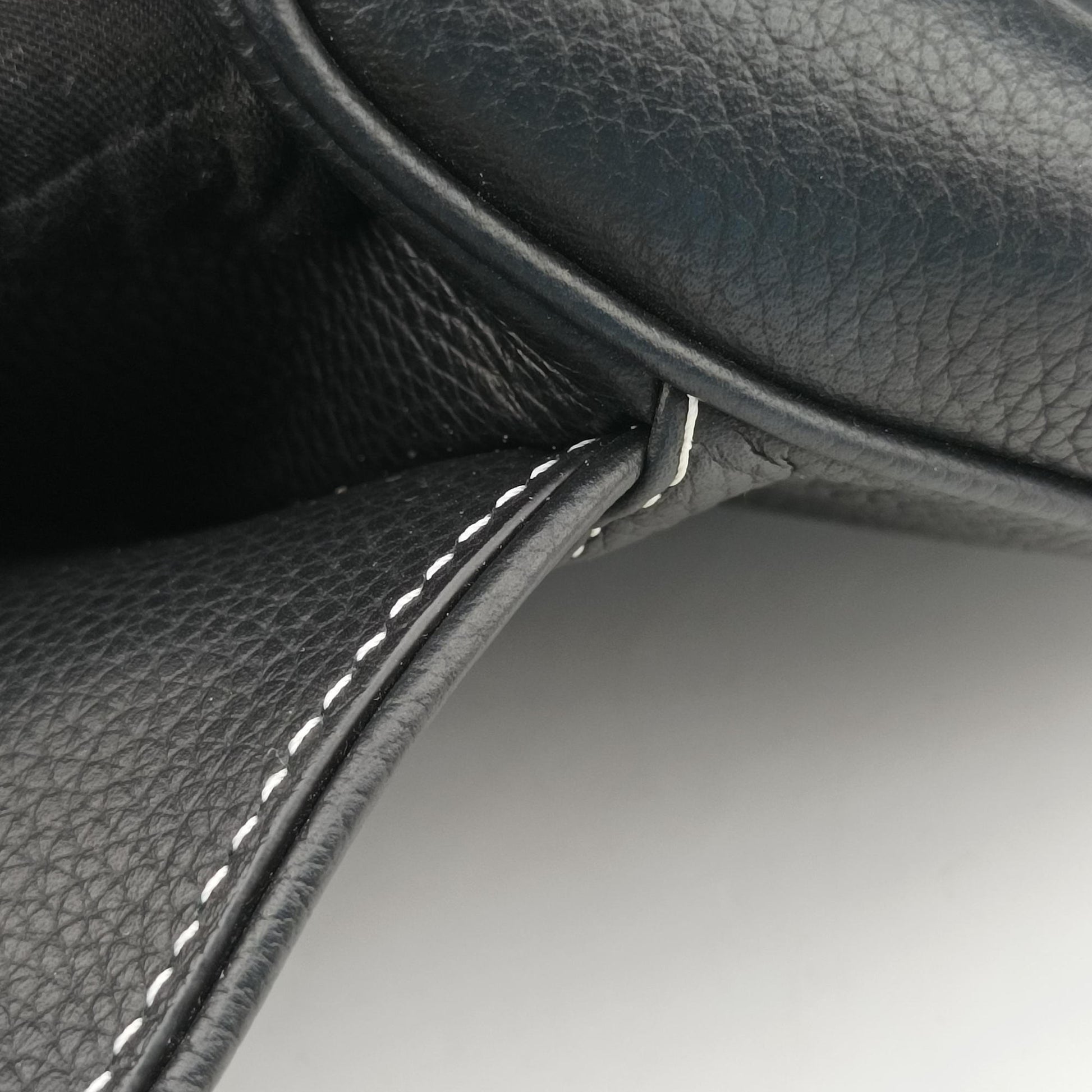 saddle Black leather 21-BO-0253サドル ブラック レザー 21-BO-0253