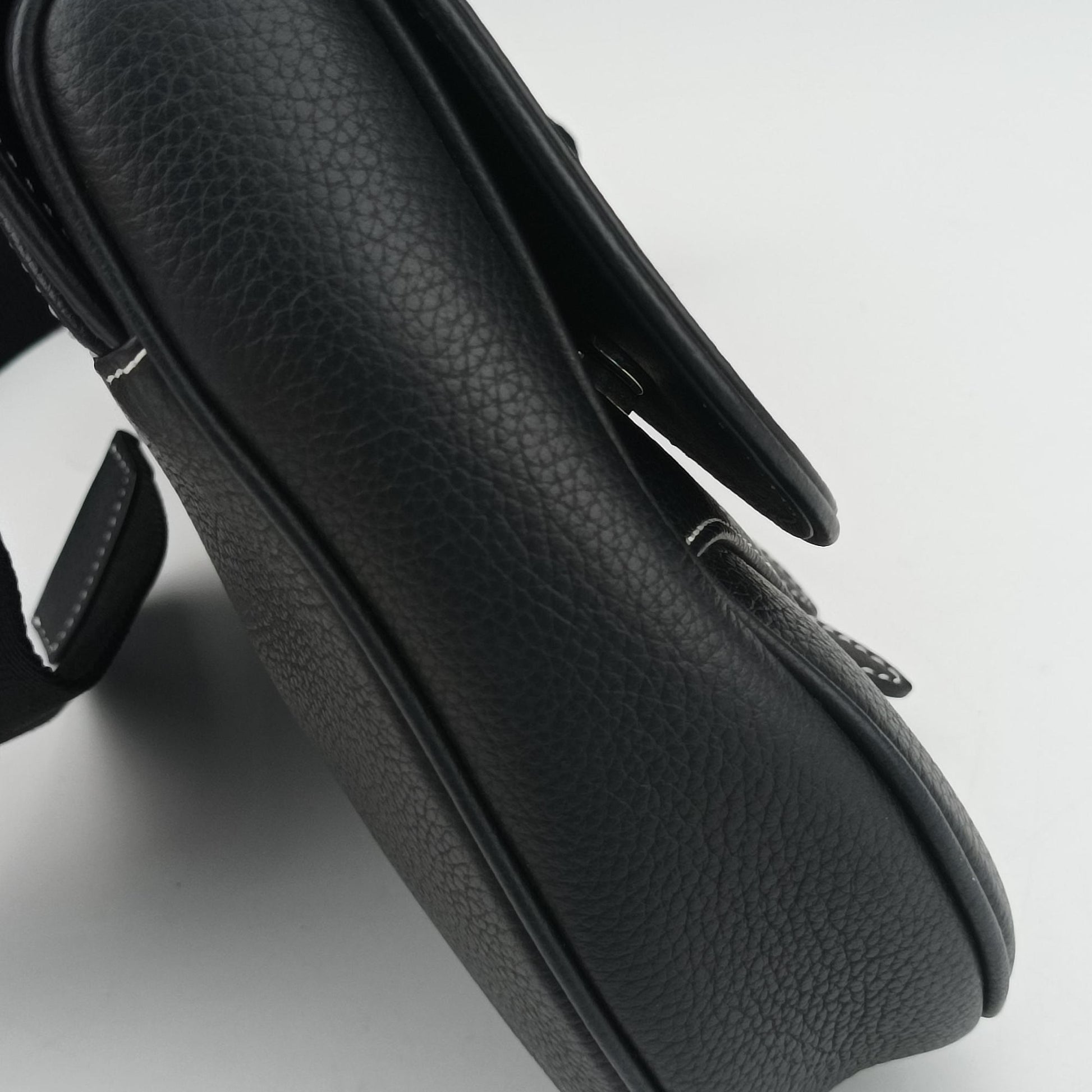 saddle Black leather 21-BO-0253サドル ブラック レザー 21-BO-0253