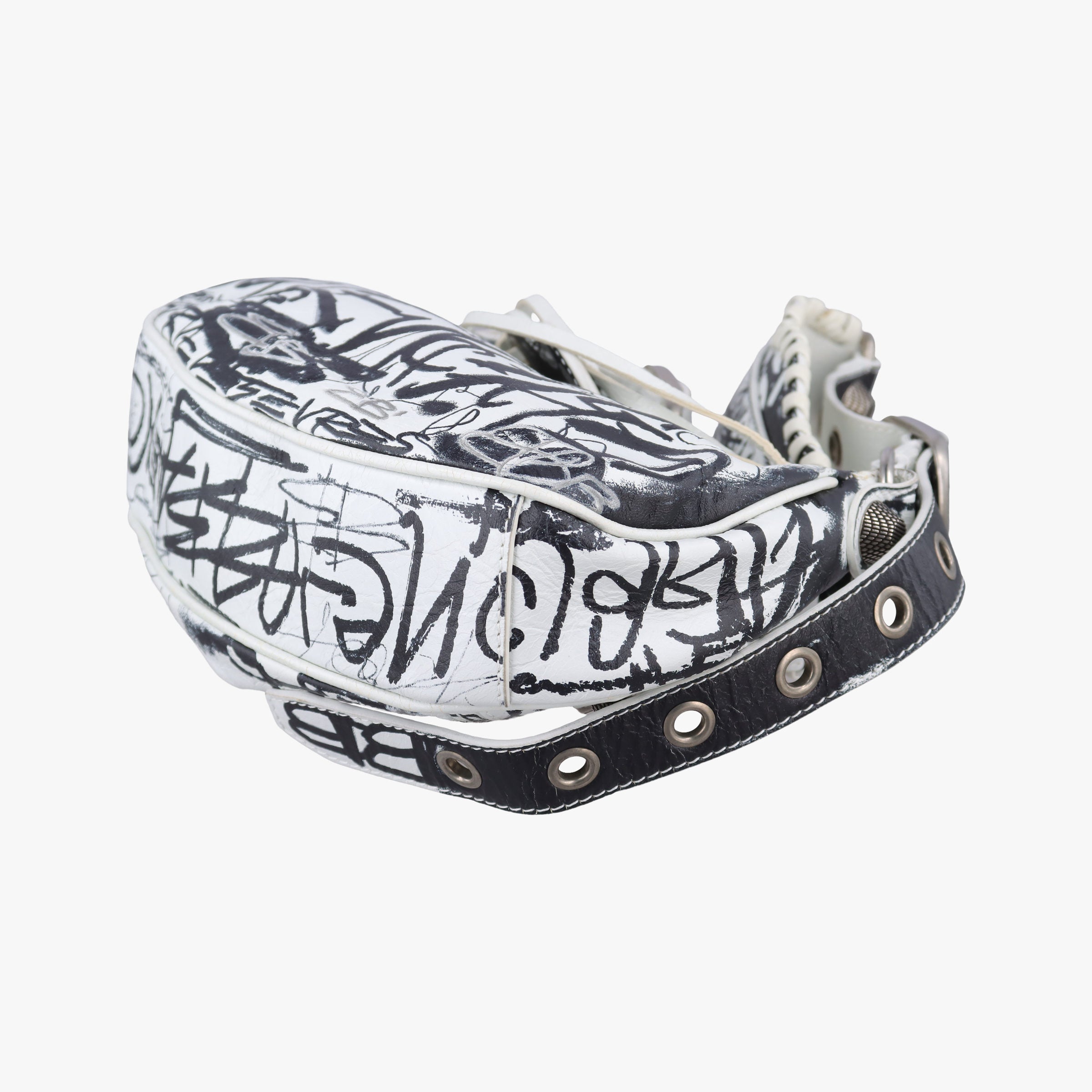 Le Cagole White × Black lambskin 671309.9060.Q.528147ル カゴール ホワイト × ブラック ラムスキン 671309.9060.Q.528147