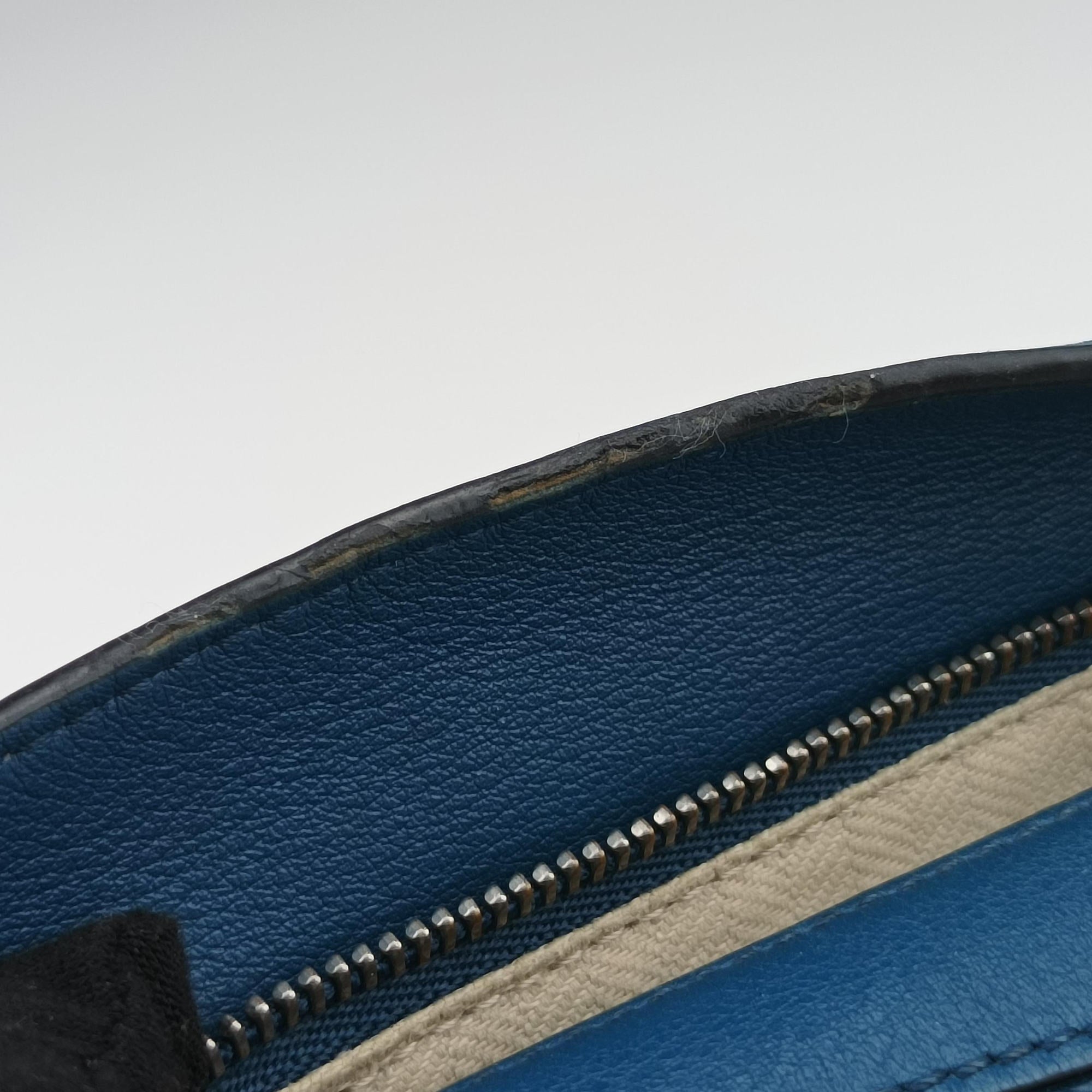 Puzzle mini Blue Leather Lot number unknownパズル ミニ ブルー レザー 製番不明