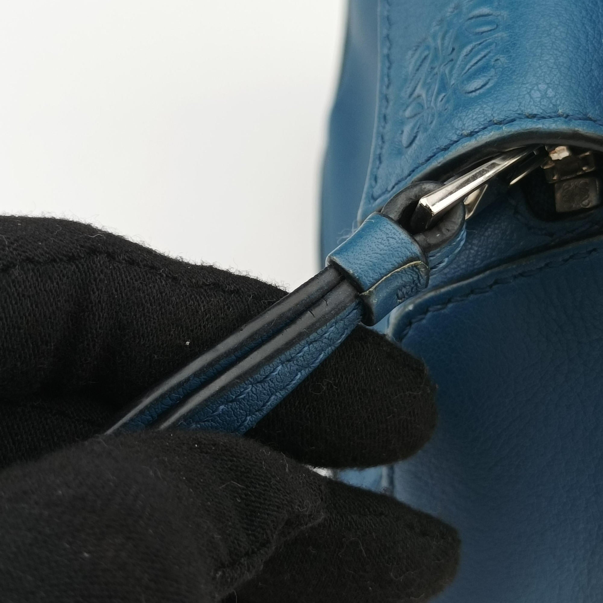 Puzzle mini Blue Leather Lot number unknownパズル ミニ ブルー レザー 製番不明
