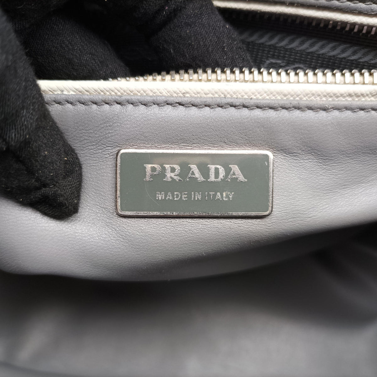 Pre-owned Prada Galleria White× Gray Saffiano Leather  shoulderbag | stylenewstar