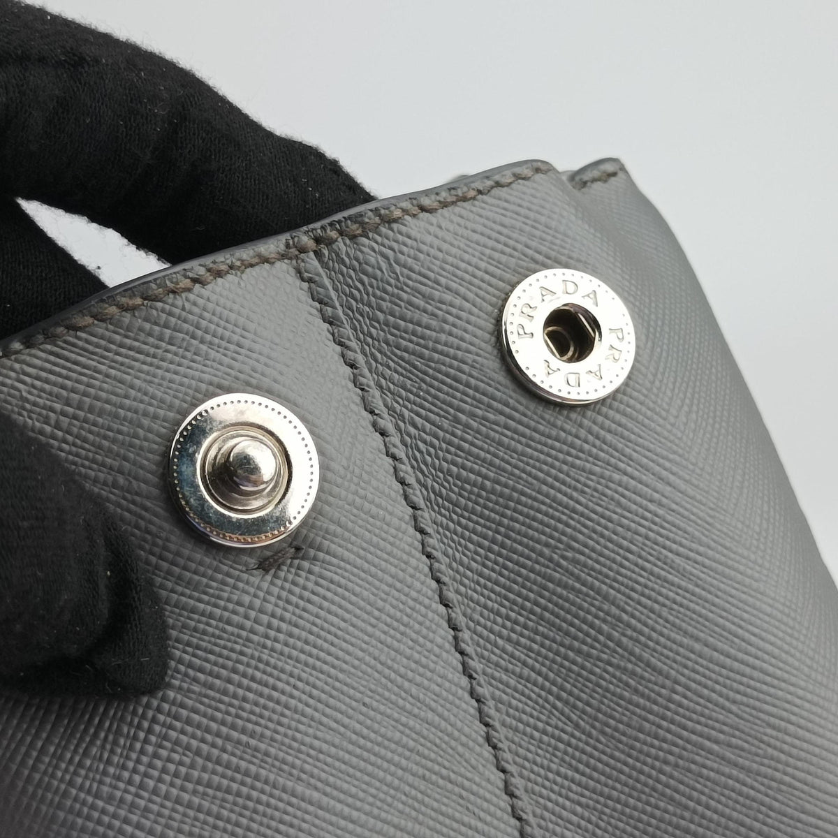 Pre-owned Prada Galleria White× Gray Saffiano Leather  shoulderbag | stylenewstar