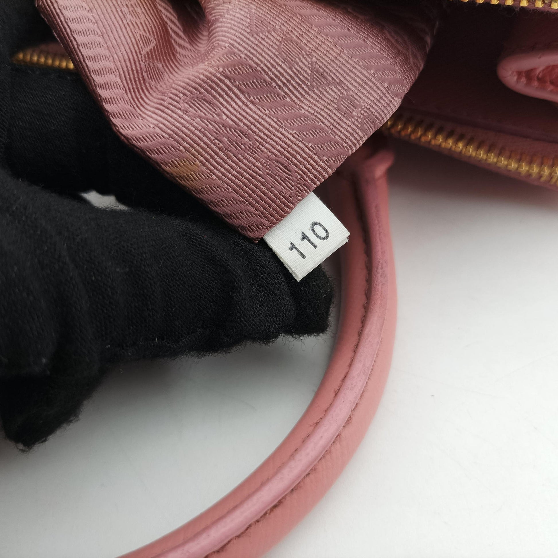 Galleria Pink SAFFIANO Leather BN1786 110 Pガレリア ピンク サフィアーノレザー BN1786 110 P