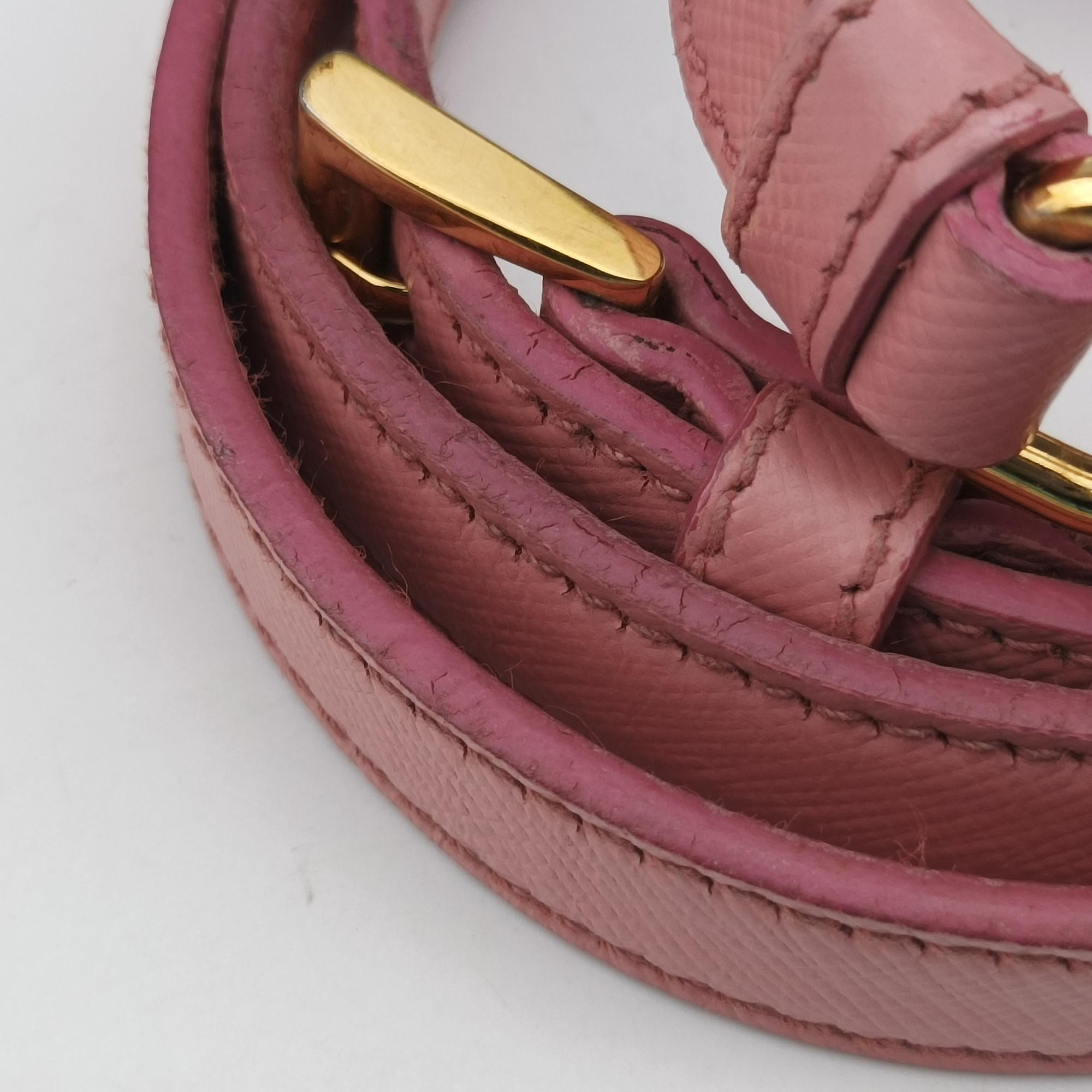 Galleria Pink SAFFIANO Leather BN1786 110 Pガレリア ピンク サフィアーノレザー BN1786 110 P