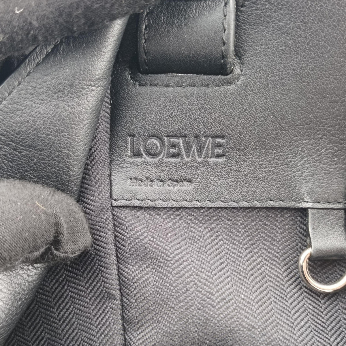 Secondhand Loewe hammock Black leather  shoulderbag | stylenewstar