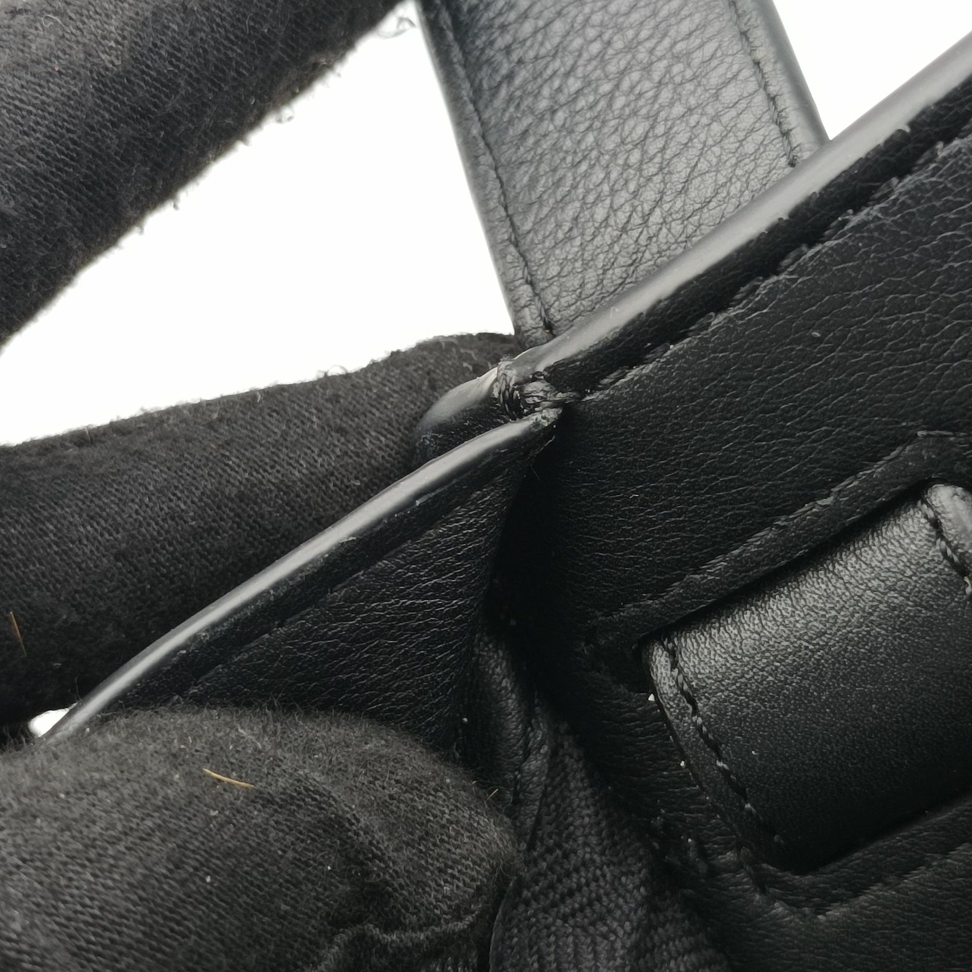 Secondhand Loewe hammock Black leather  shoulderbag | stylenewstar