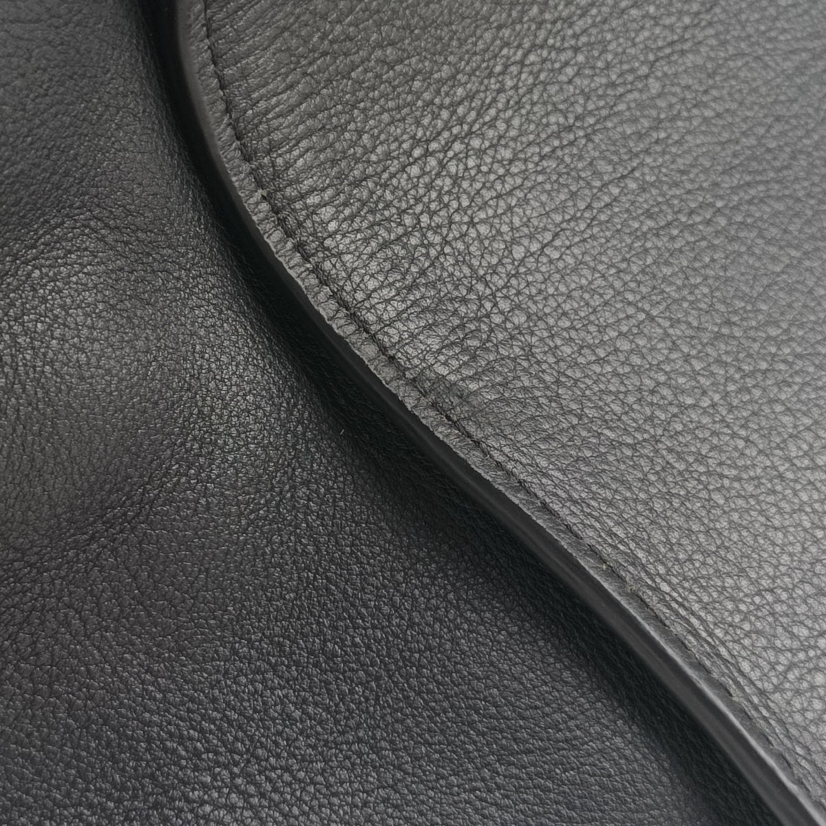 Secondhand Loewe hammock Black leather  shoulderbag | stylenewstar