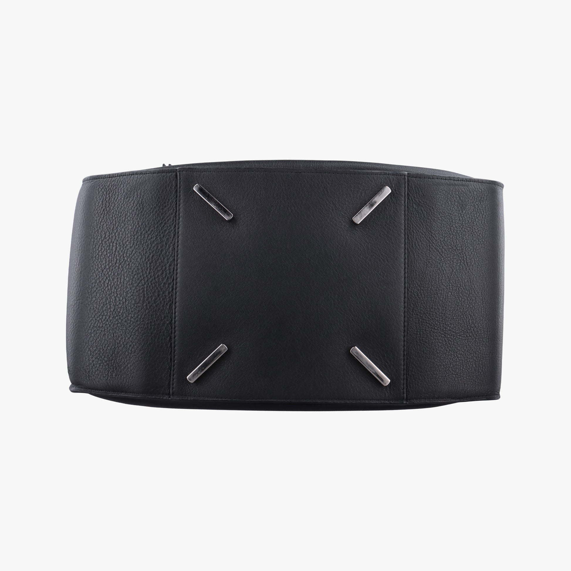 Secondhand Loewe hammock Black leather  shoulderbag | stylenewstar