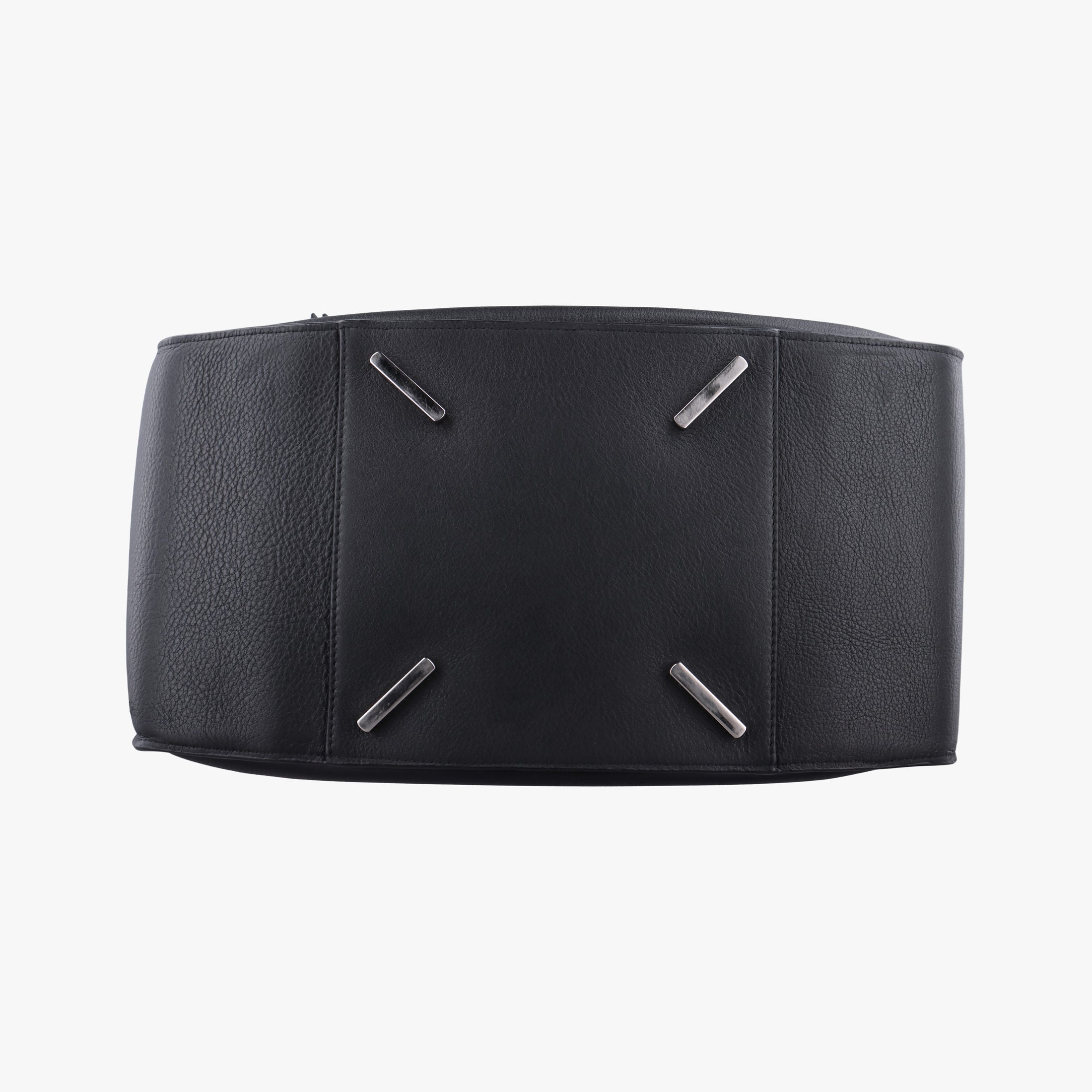 Secondhand Loewe hammock Black leather  shoulderbag | stylenewstar