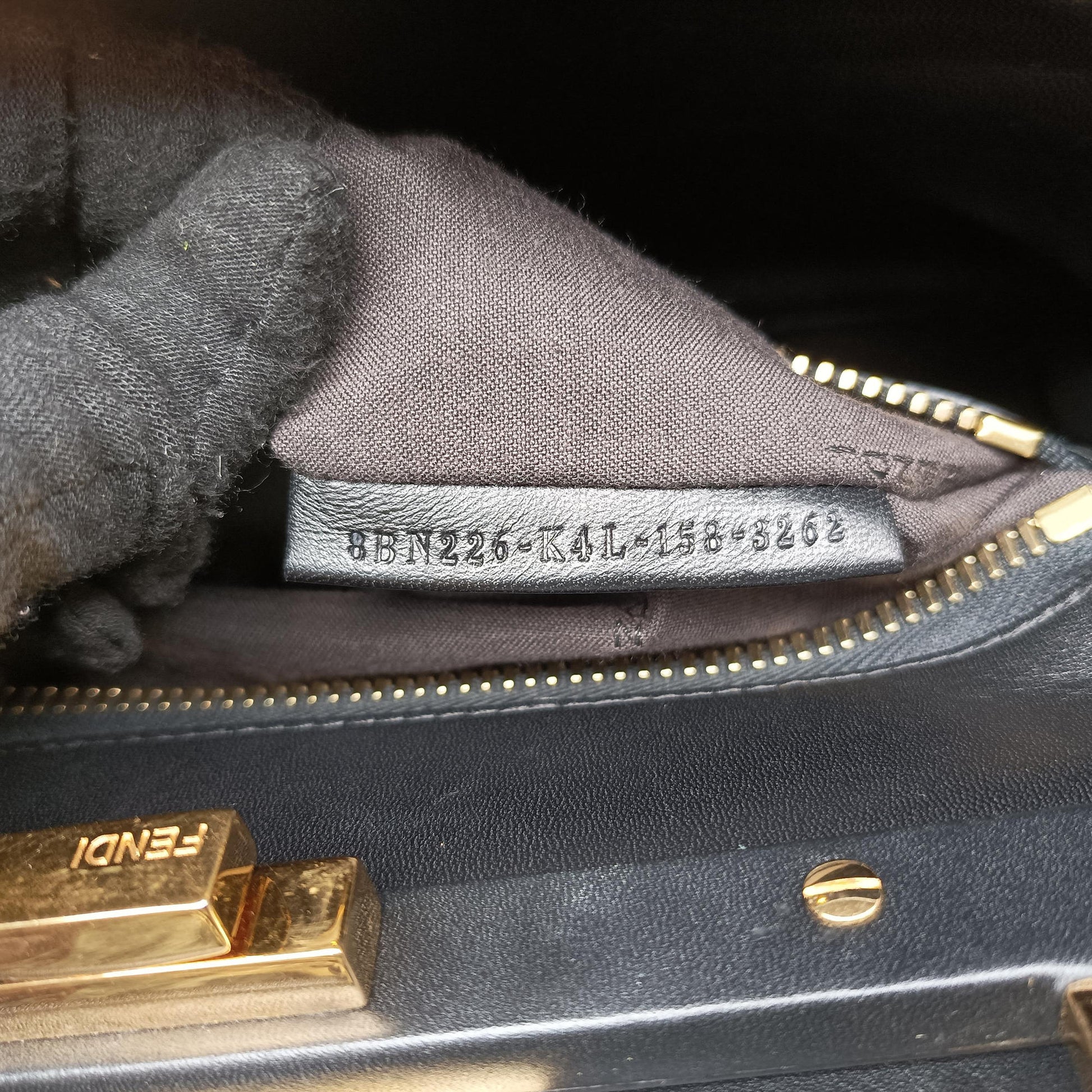 PEEKABOO Black Leather 8BN226 8BN226-K4L-158-3262ピーカブー ブラック レザー 8BN226 8BN226-K4L-158-3262