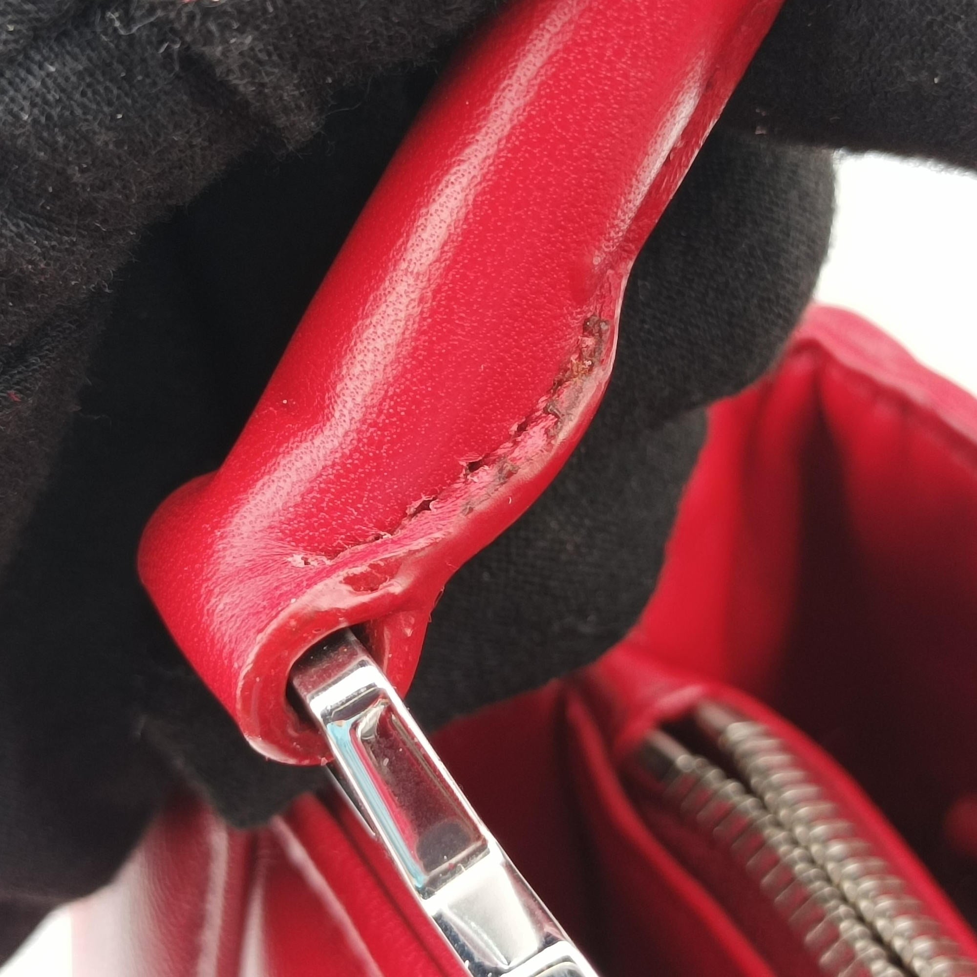 Pre-owned Miu Miu Madras Pink × Red Leather  shoulderbag | stylenewstar