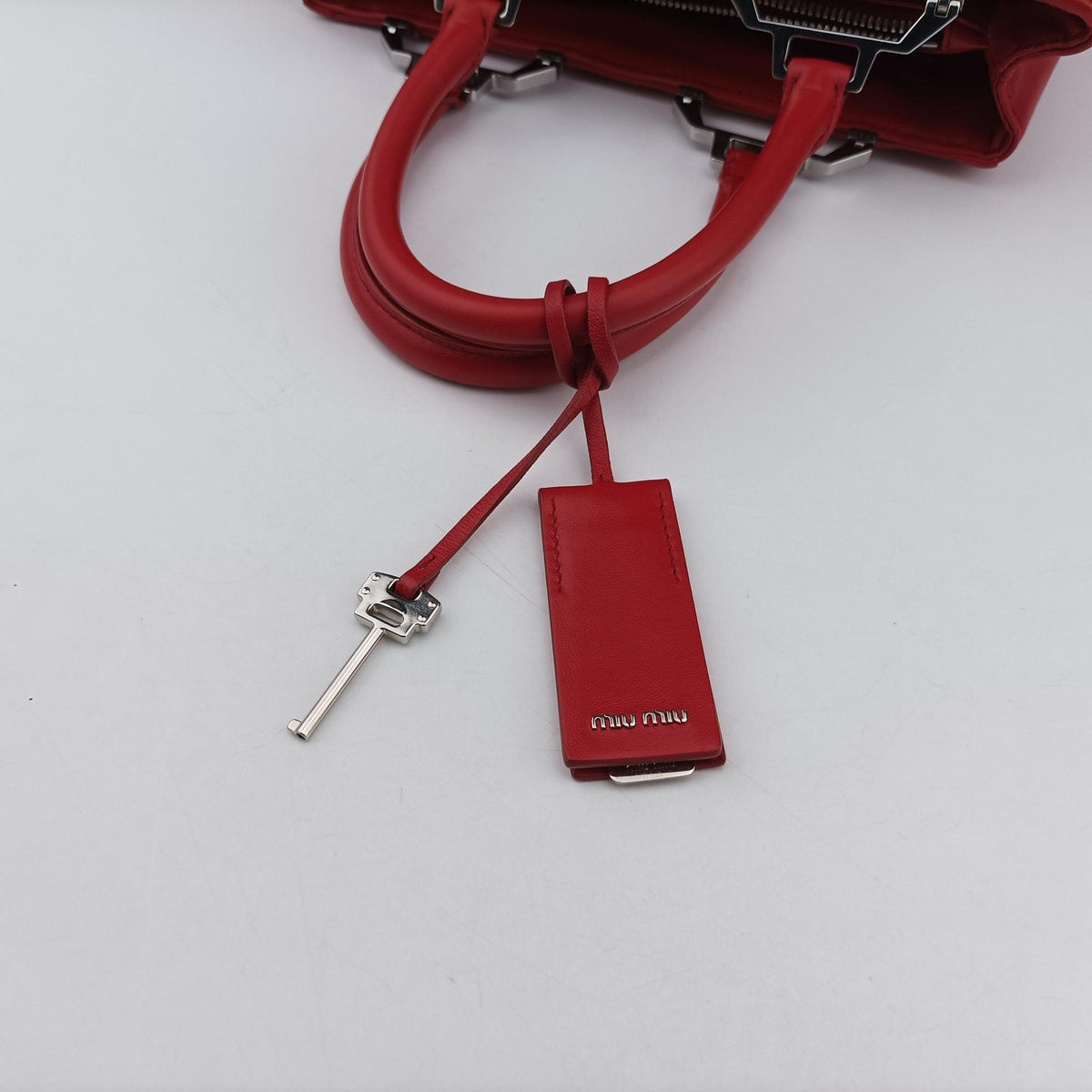 Pre-owned Miu Miu Madras Pink × Red Leather  shoulderbag | stylenewstar