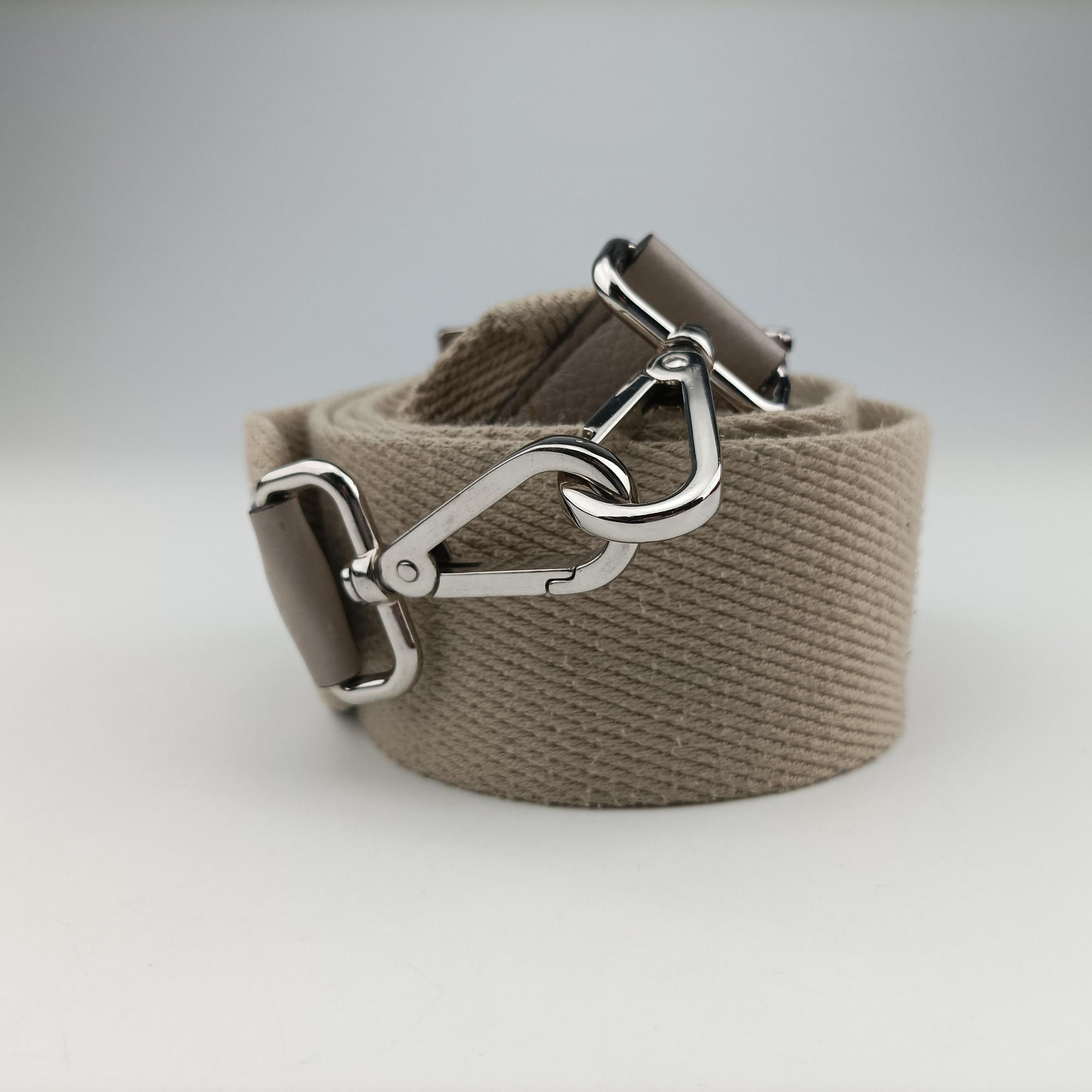 Pre-owned Fendi Travel Beige Canvas ×  Calf Leather 7VA552 shoulderbag | stylenewstar