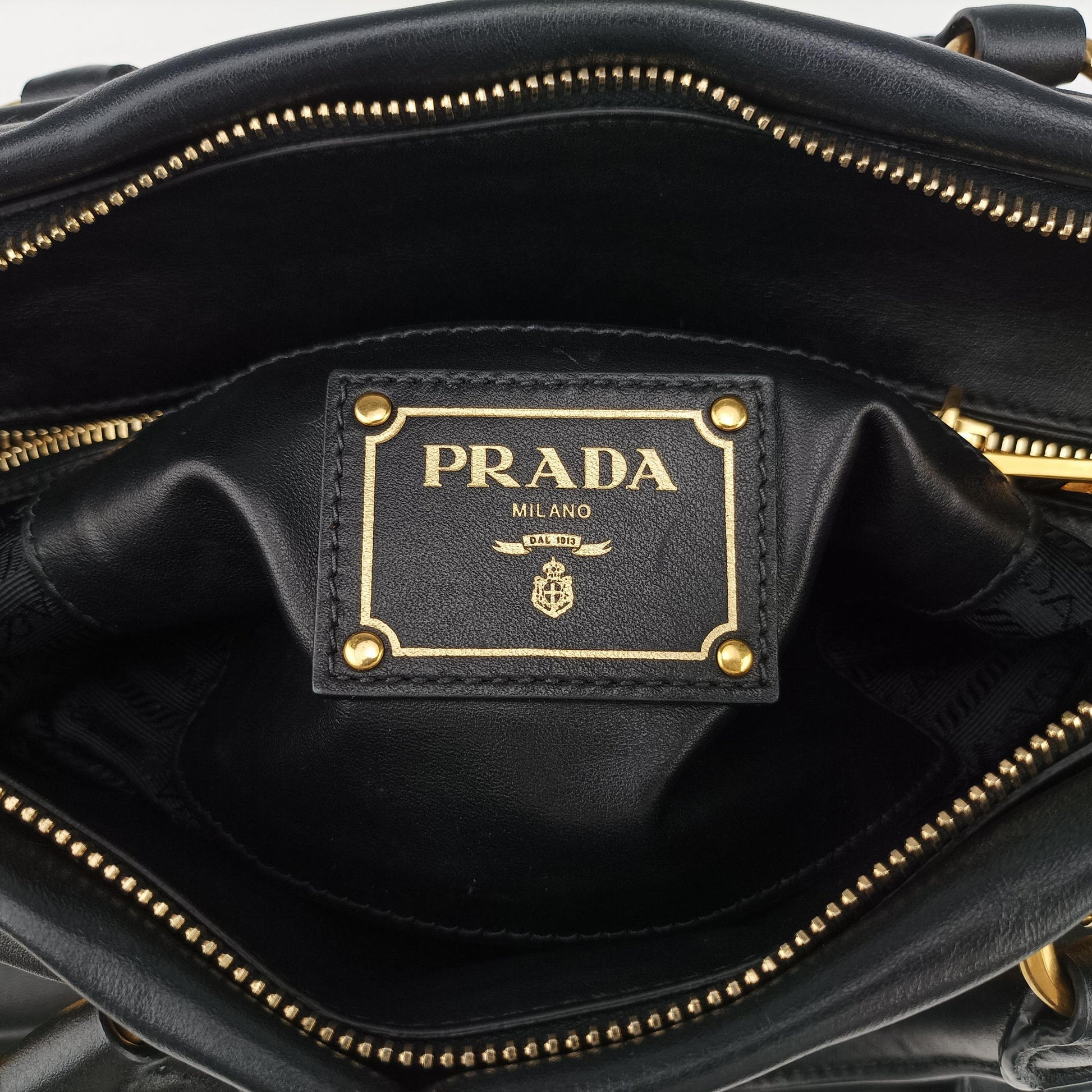 Vitello Daino Logo Black Leather BN1903 173ヴィッテロ ダイノ ロゴ ブラック レザー BN1903 173