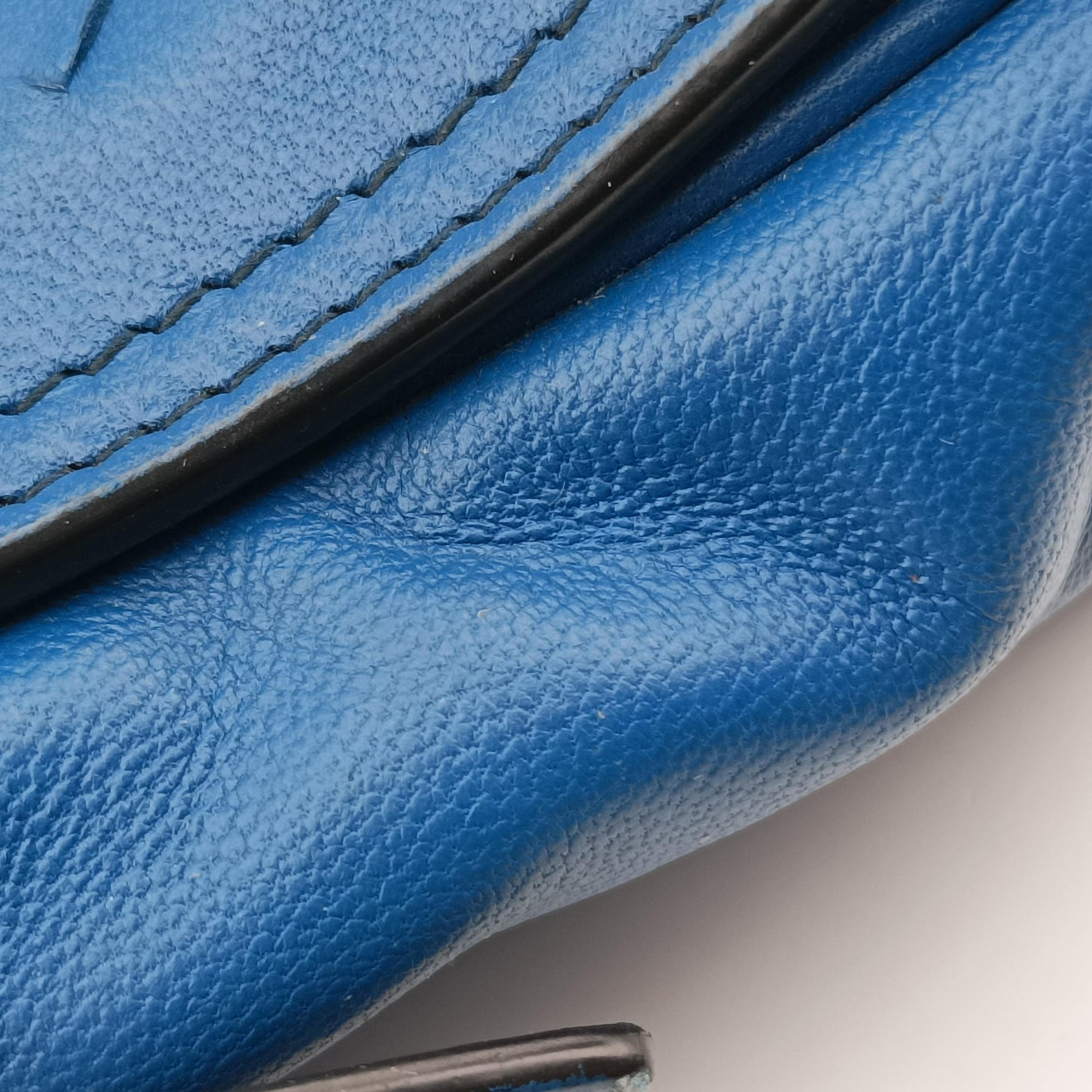 Intrecciato Blue lambskin B05728435Gイントレチャート ブルー ラムスキン B05728435G