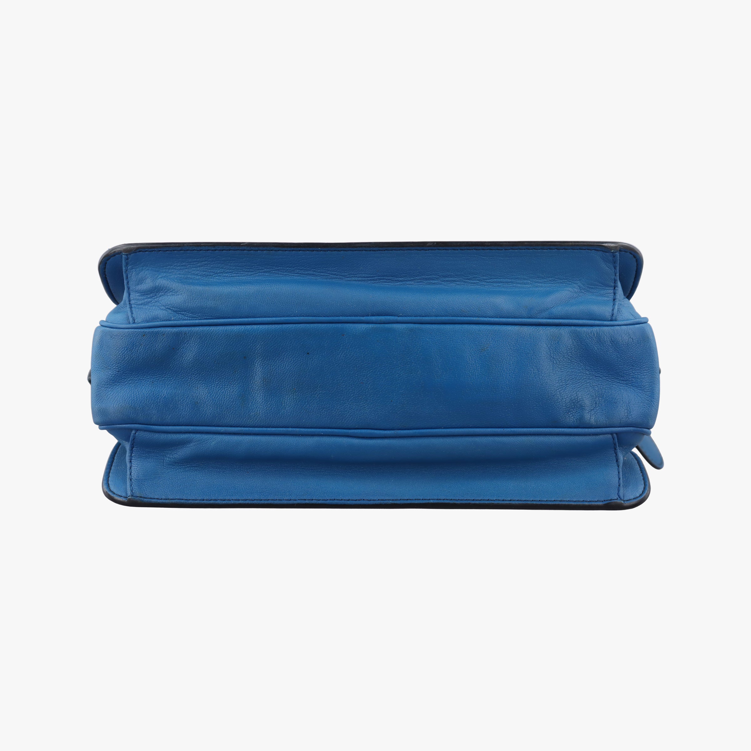 Intrecciato Blue lambskin B05728435Gイントレチャート ブルー ラムスキン B05728435G