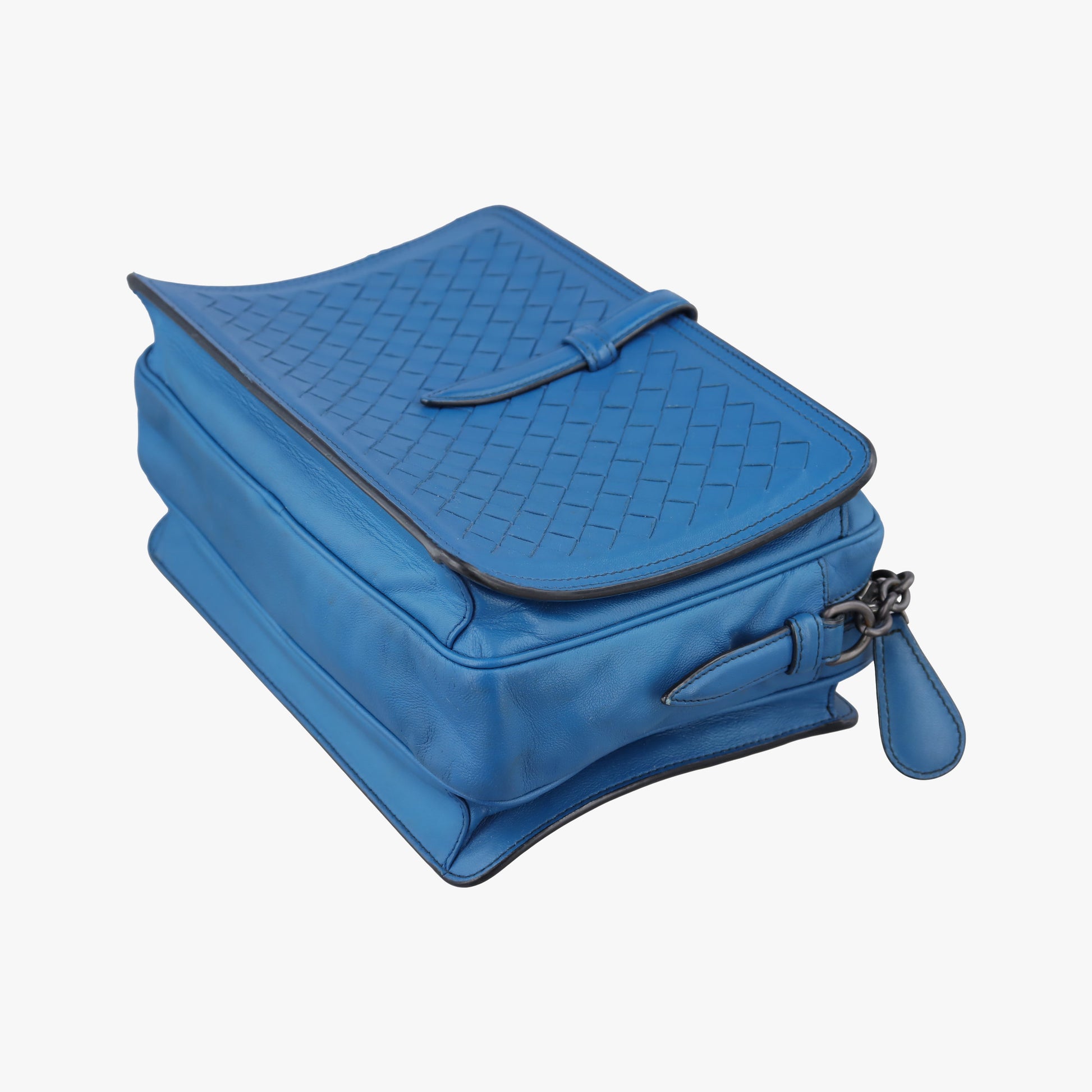 Intrecciato Blue lambskin B05728435Gイントレチャート ブルー ラムスキン B05728435G