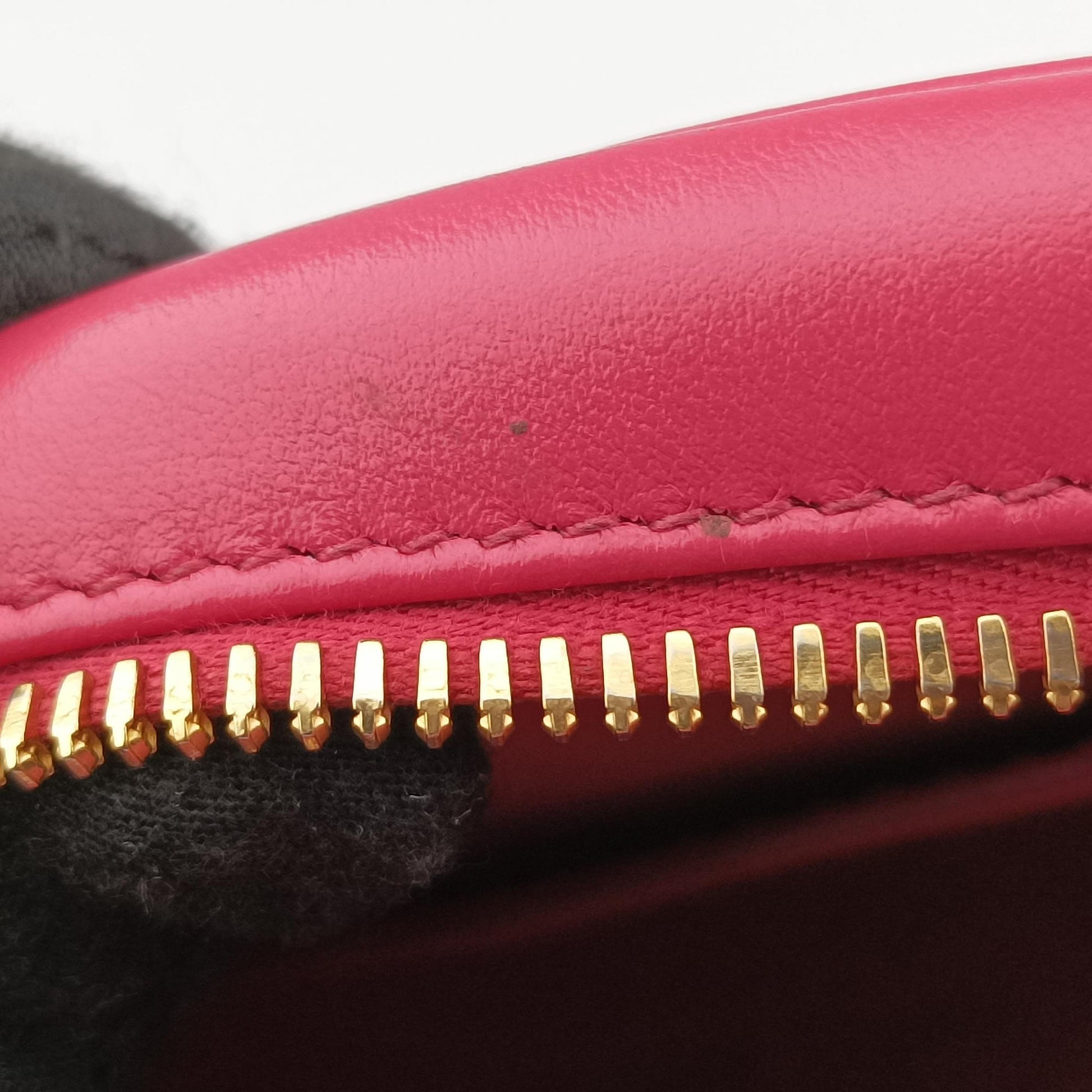 Impunture Diagramme Oval Pink leather 1BH131 7/10ダイアグラム ピンク レザー 1BH131 7/10