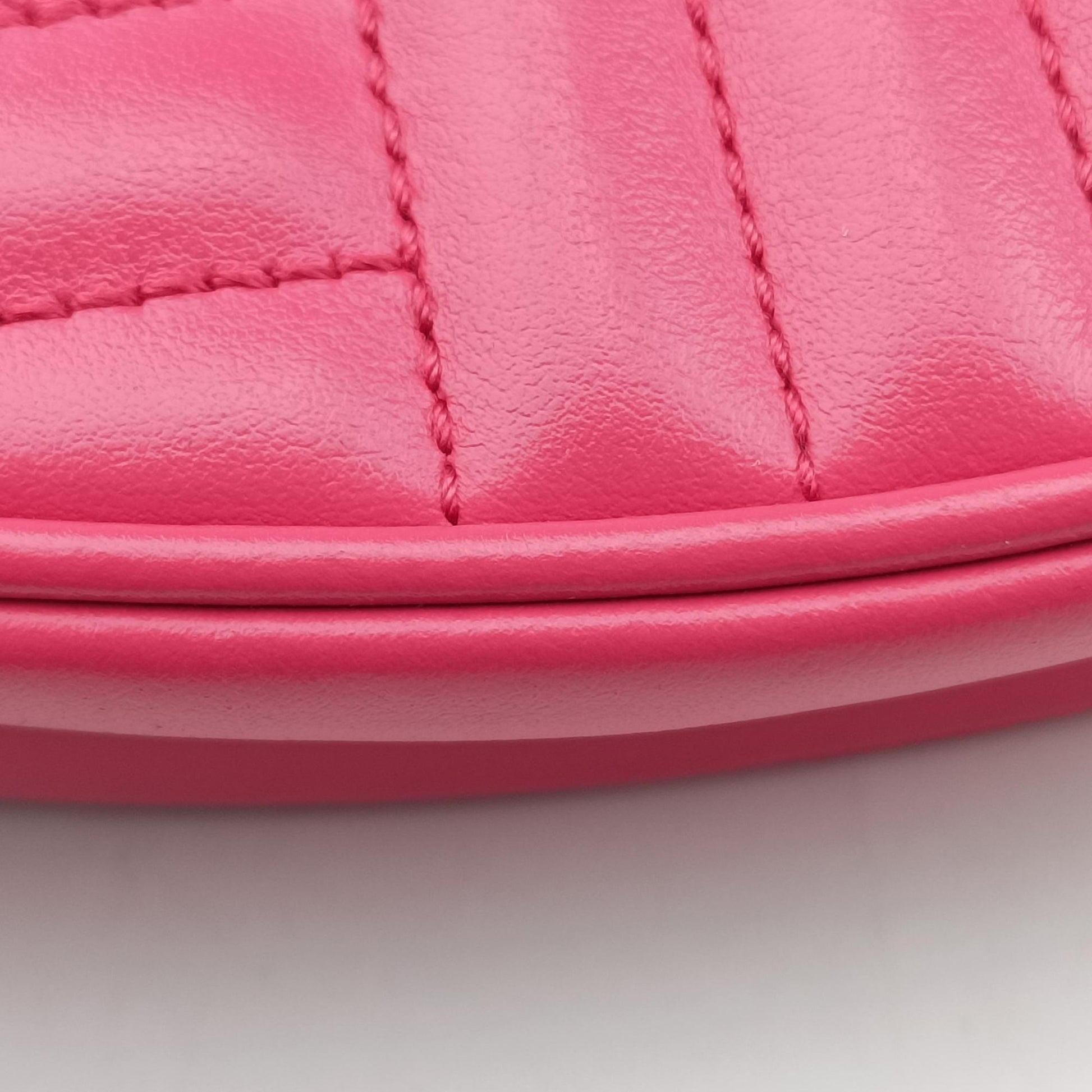 Impunture Diagramme Oval Pink leather 1BH131 7/10ダイアグラム ピンク レザー 1BH131 7/10