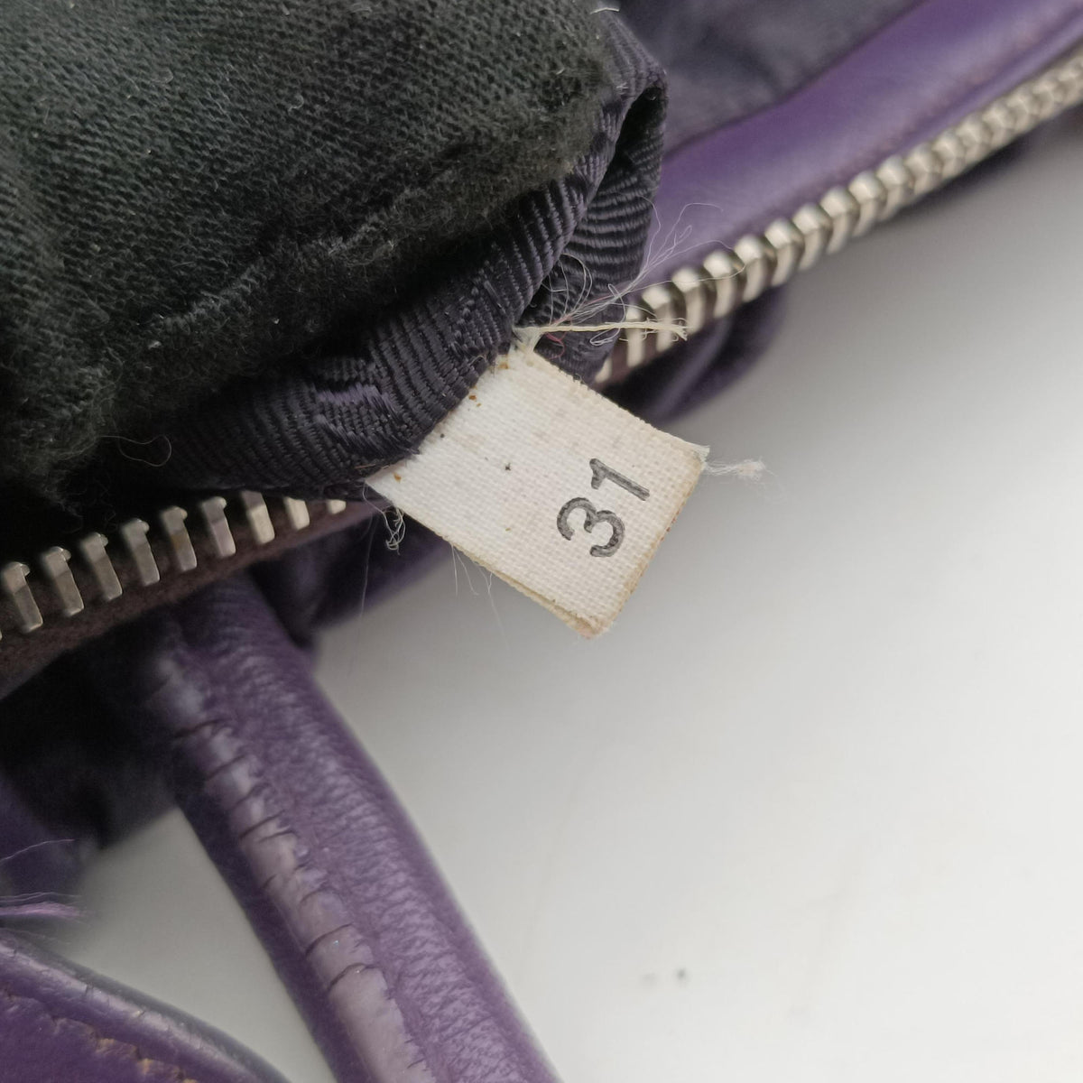 Pre-owned Prada ribbon gather Purple Leather BN1631 shoulderbag | stylenewstar
