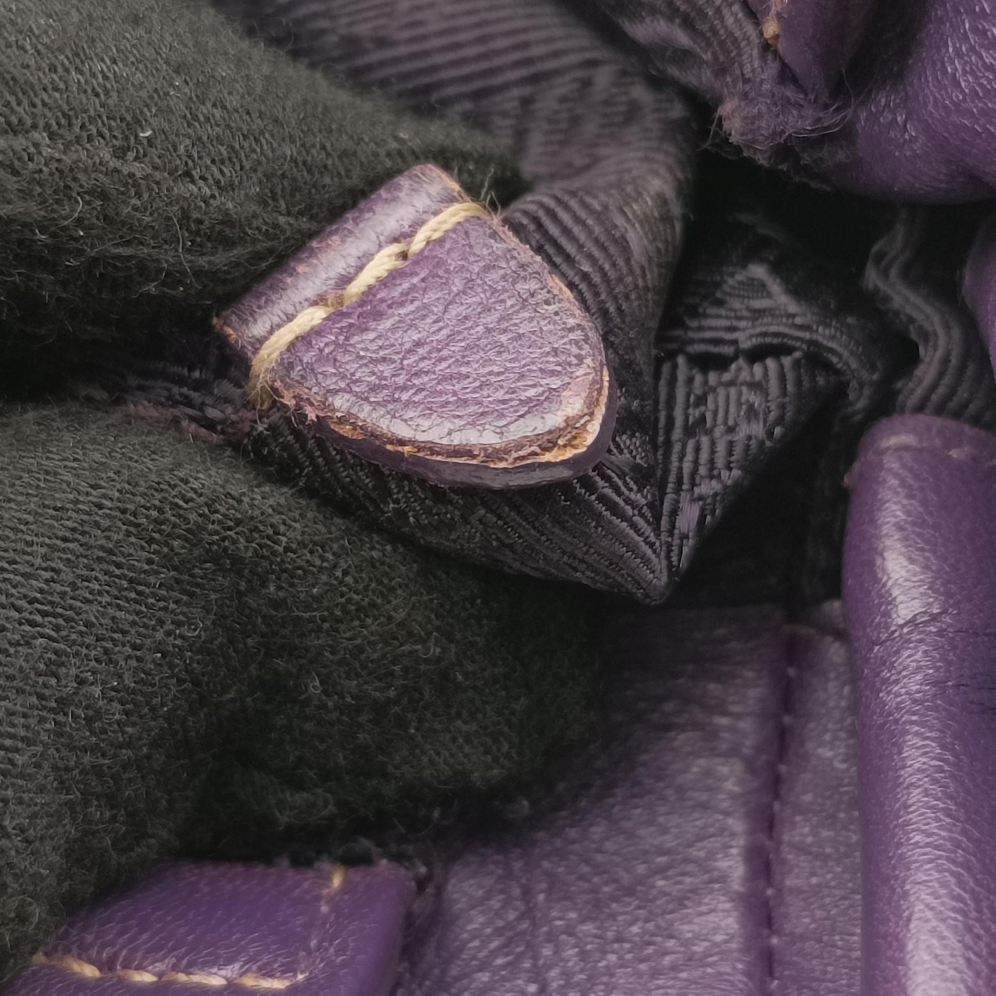Pre-owned Prada ribbon gather Purple Leather BN1631 shoulderbag | stylenewstar