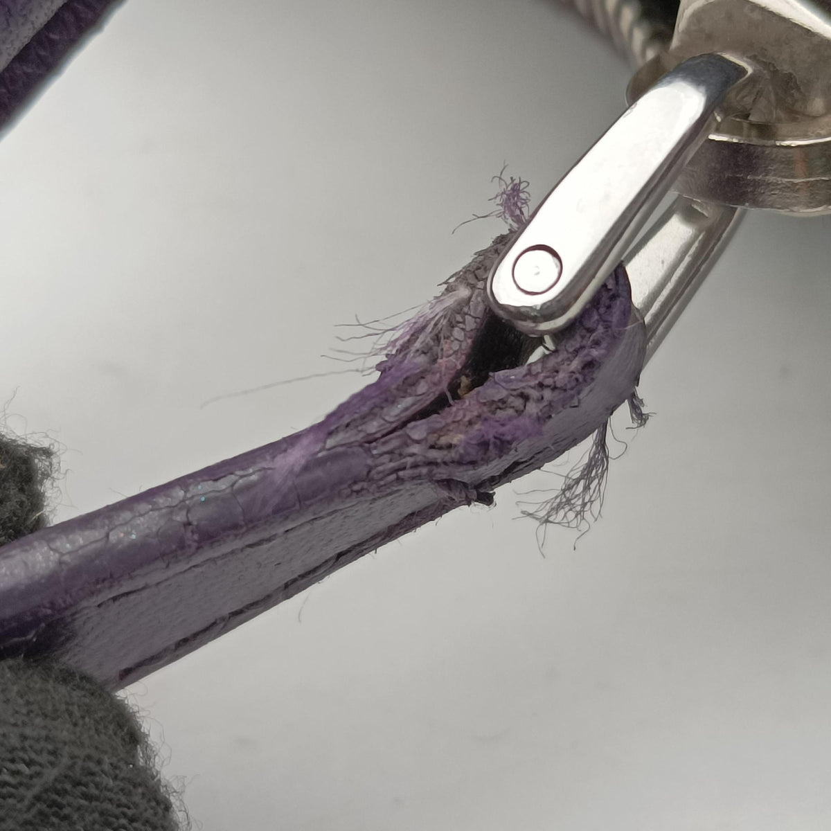 Pre-owned Prada ribbon gather Purple Leather BN1631 shoulderbag | stylenewstar