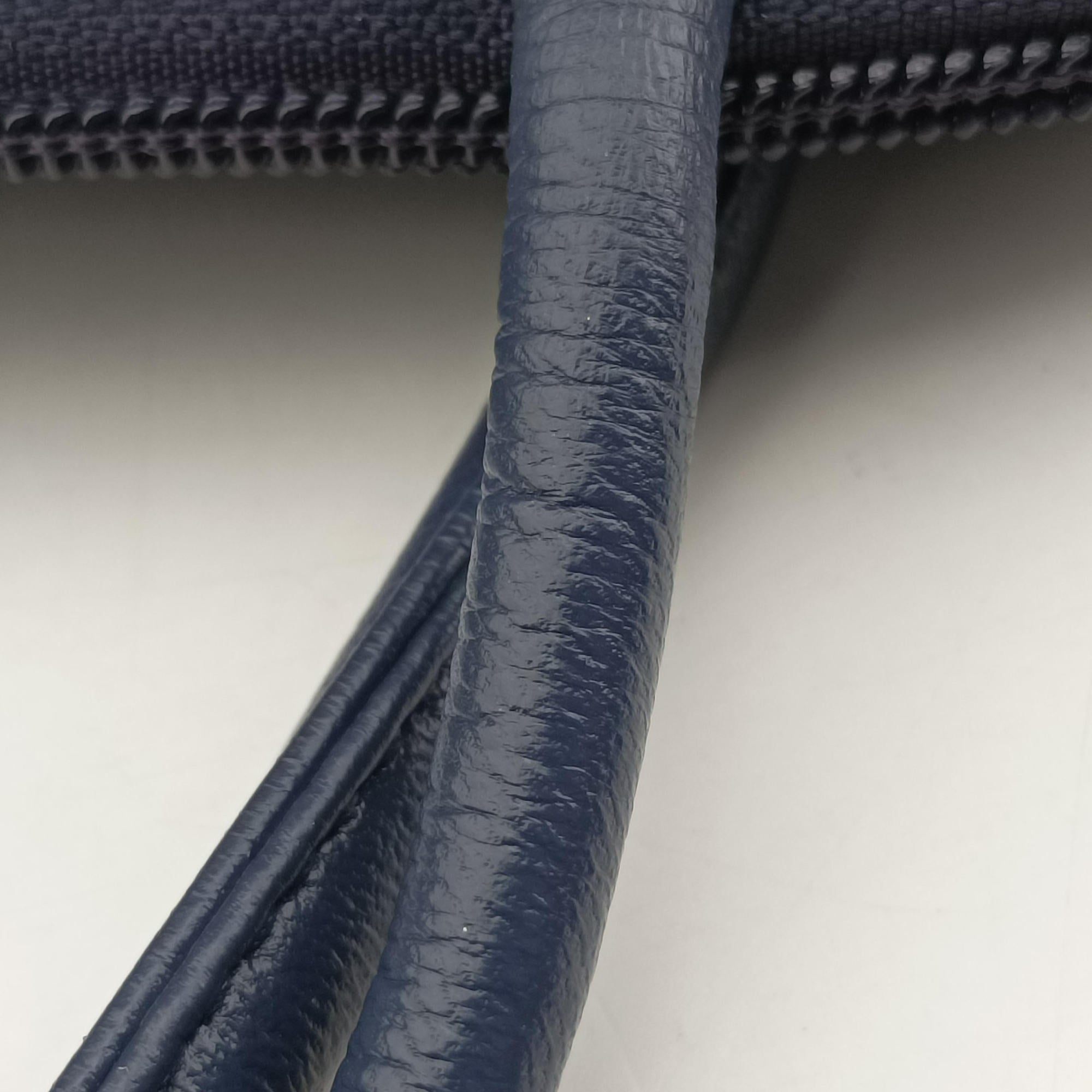 Pre-owned Loewe Anagram Navy Nappa Leather  shoulderbag | stylenewstar