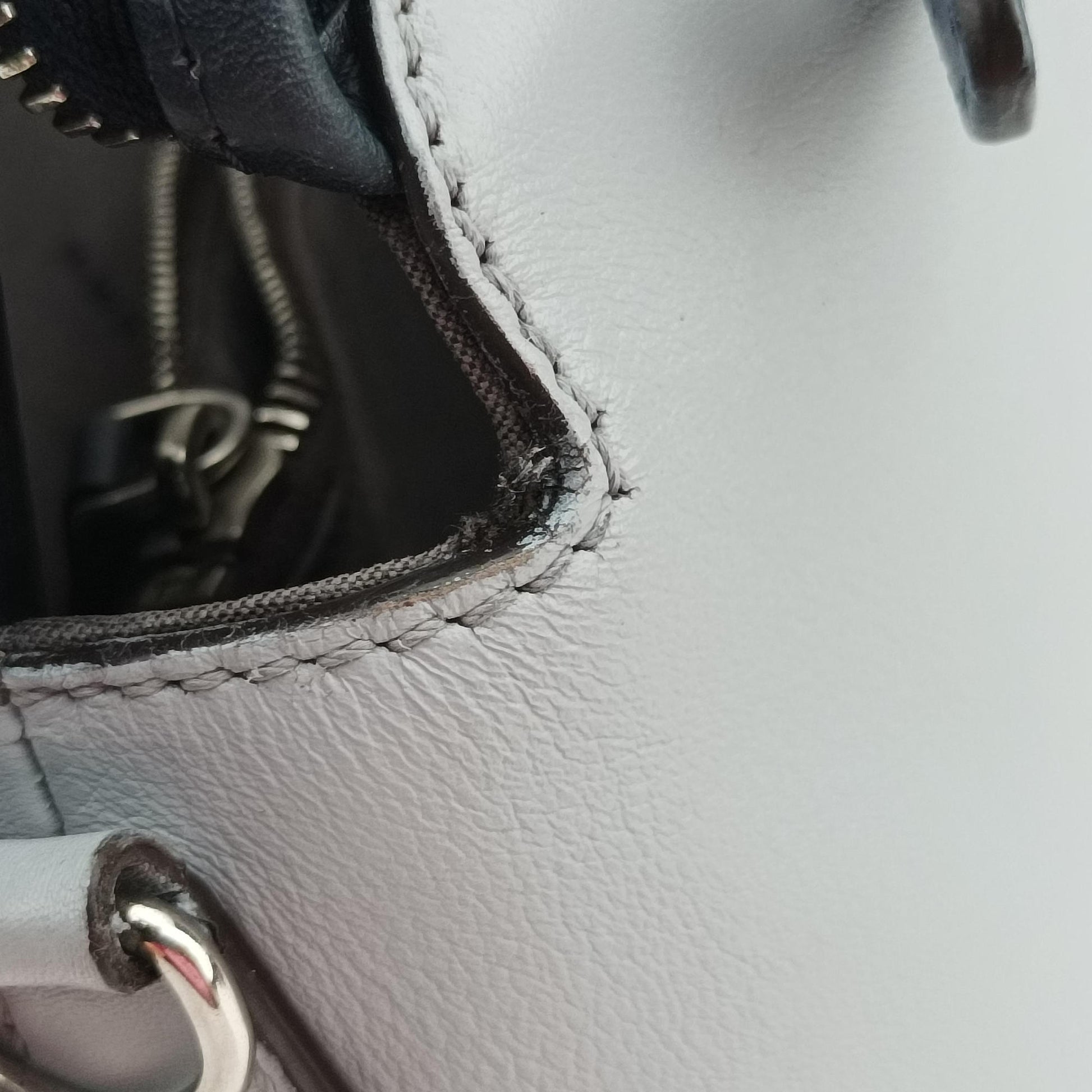 Small By The Way Blue Leather 8BL124 8BL124-5QJ 178-8007バイザウェイ ブルー レザー 8BL124 8BL124-5QJ 178-8007