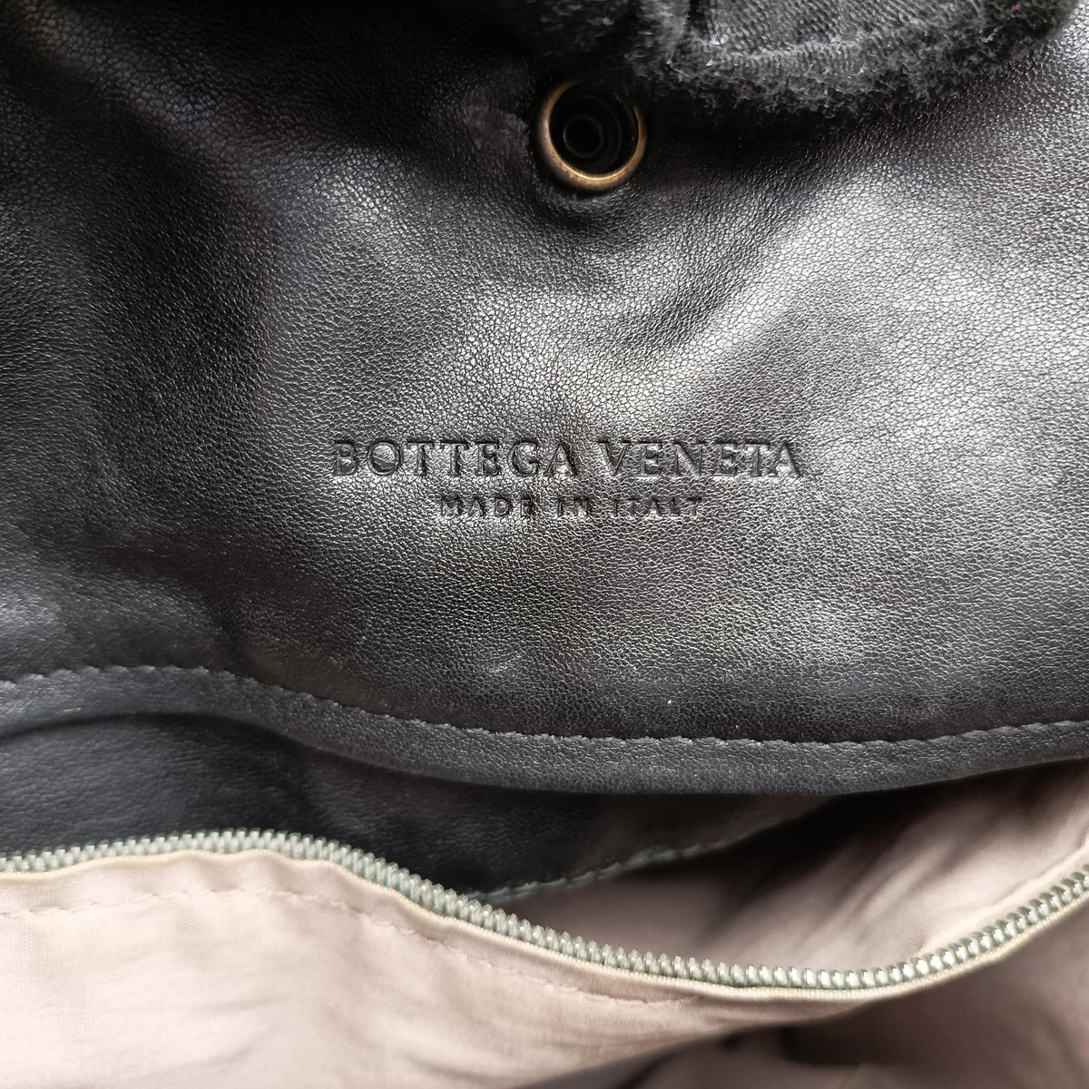 Pre-owned Bottega Veneta Intrecciato Black lambskin  shoulderbag | stylenewstar