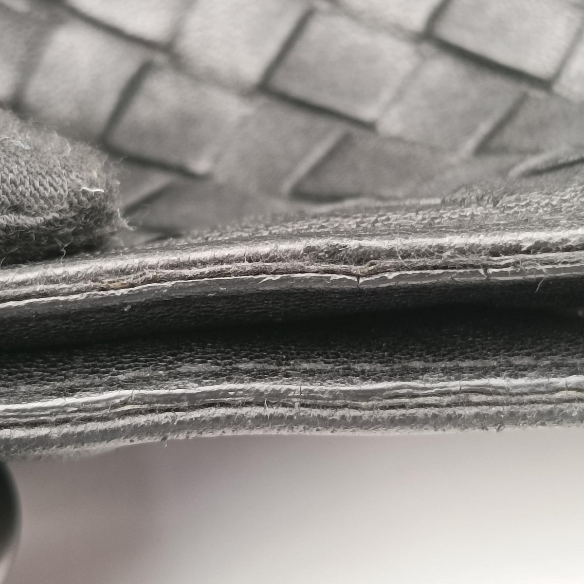 Pre-owned Bottega Veneta Intrecciato Black lambskin  shoulderbag | stylenewstar