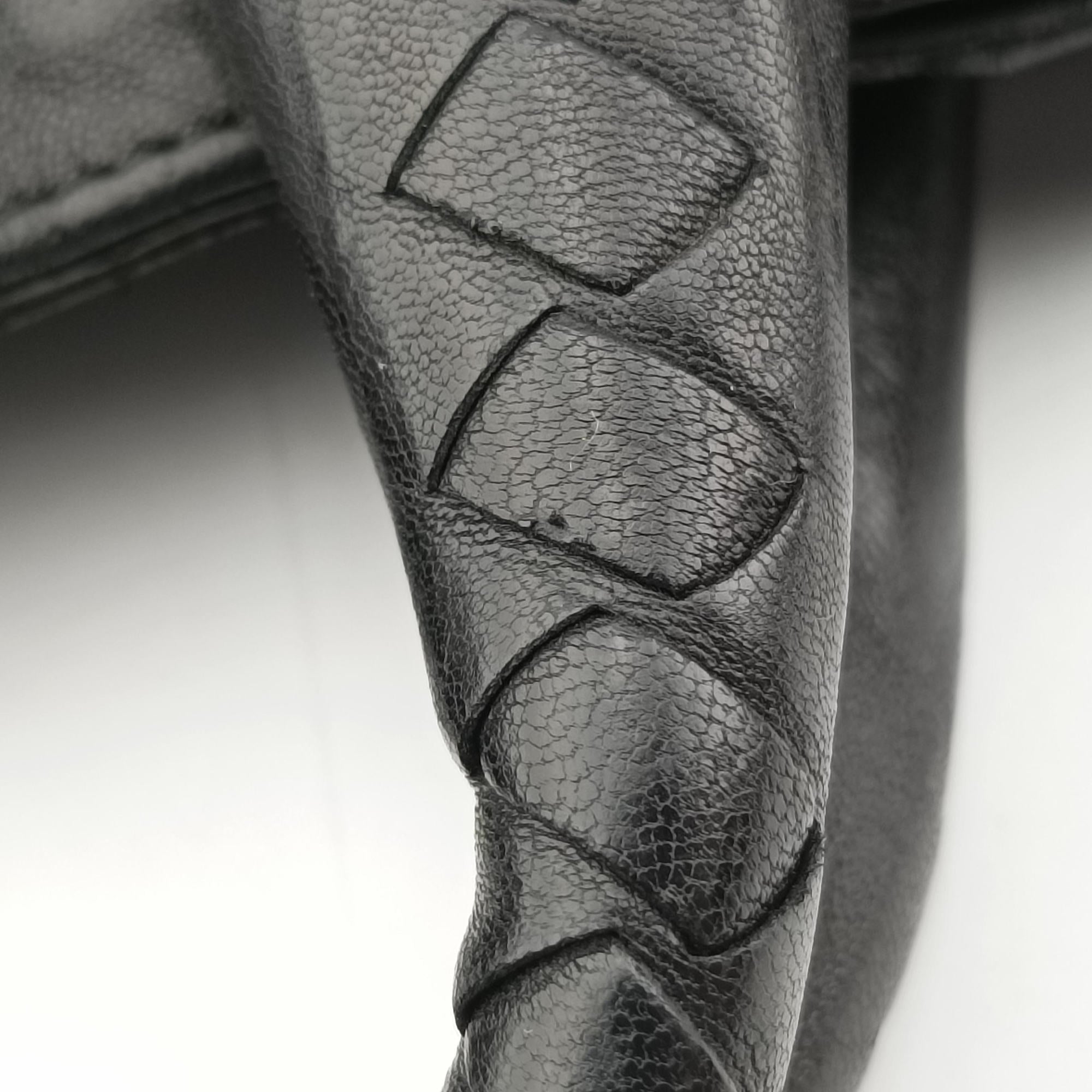Pre-owned Bottega Veneta Intrecciato Black lambskin  shoulderbag | stylenewstar