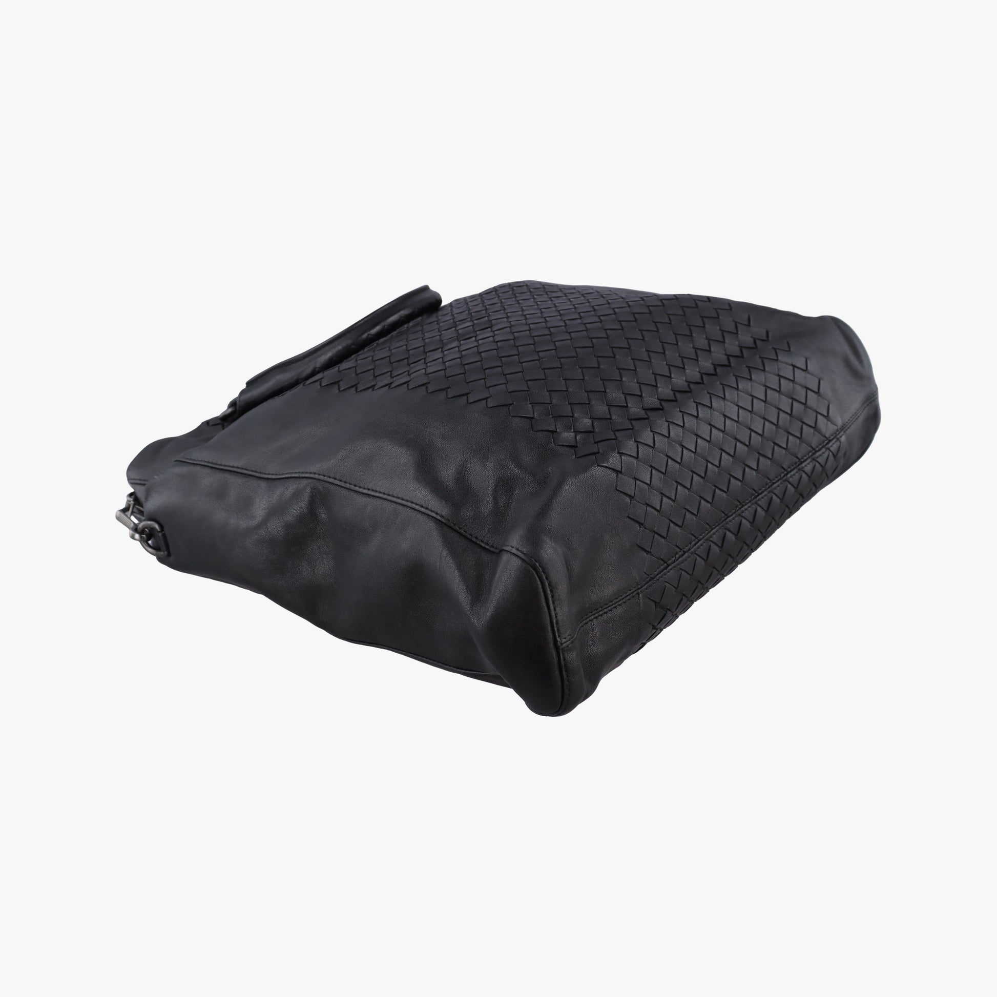 Pre-owned Bottega Veneta Intrecciato Black lambskin  shoulderbag | stylenewstar