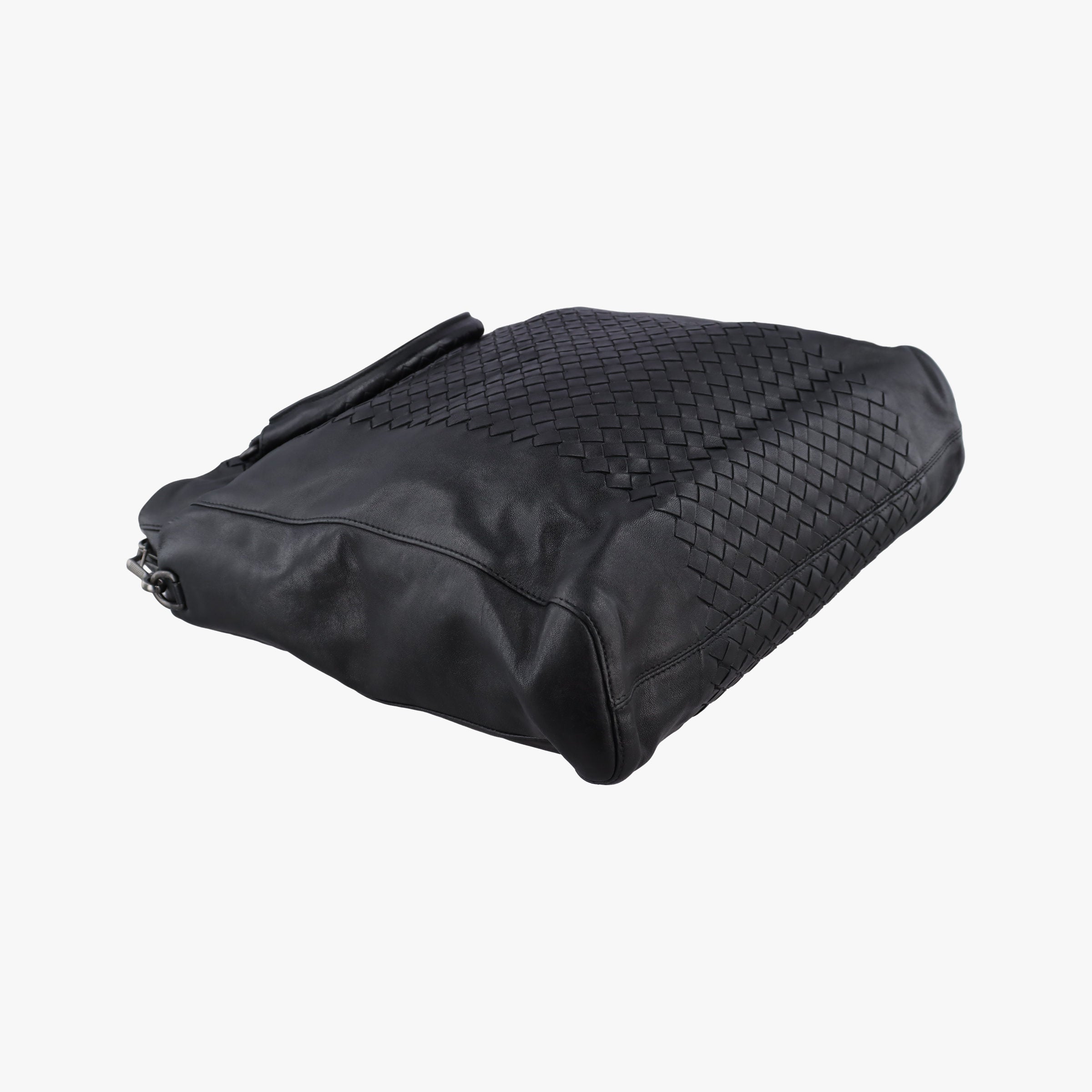 Pre-owned Bottega Veneta Intrecciato Black lambskin  shoulderbag | stylenewstar
