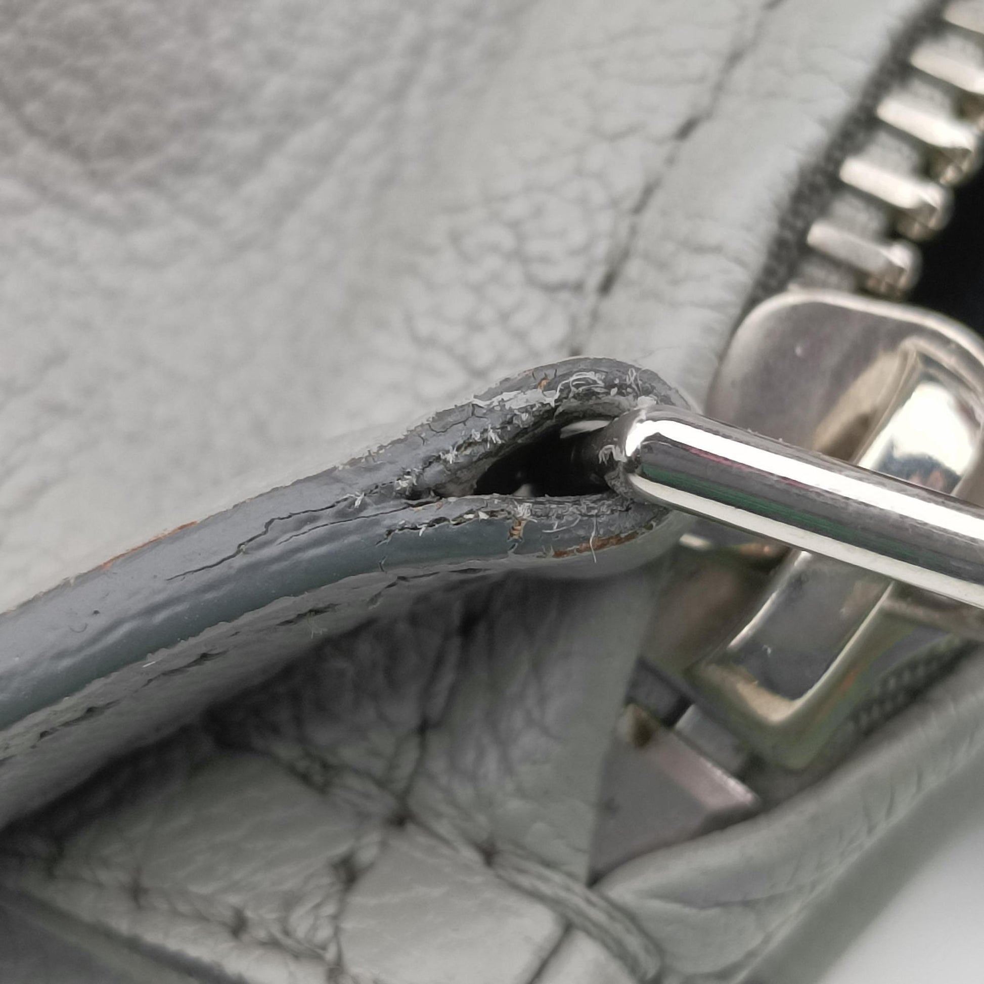 Pandora Grey leather EF G 0155パンドラ グレー レザー EF G 0155