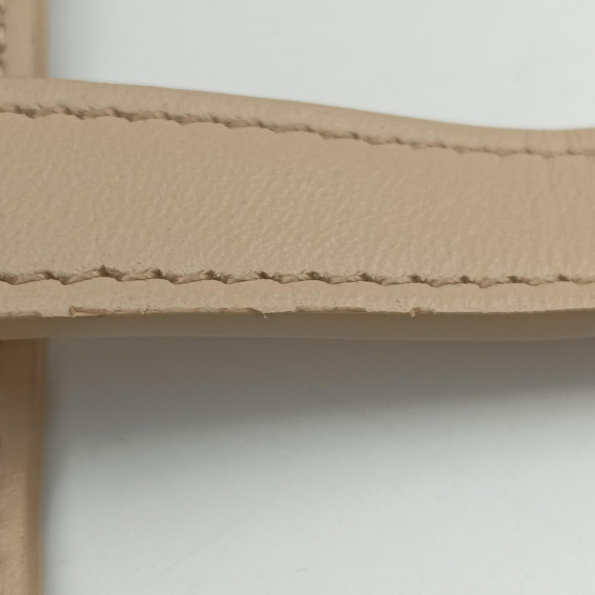Taboo Medium Beige leather 196583 U-CU-0282タブー ミディアム ベージュ レザー 196583 U-CU-0282