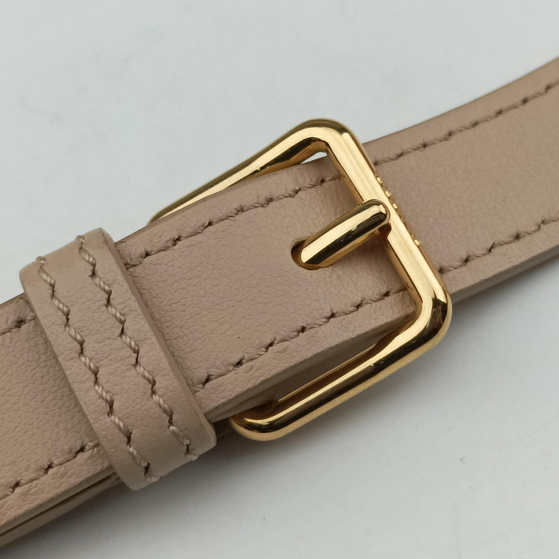 Taboo Medium Beige leather 196583 U-CU-0282タブー ミディアム ベージュ レザー 196583 U-CU-0282