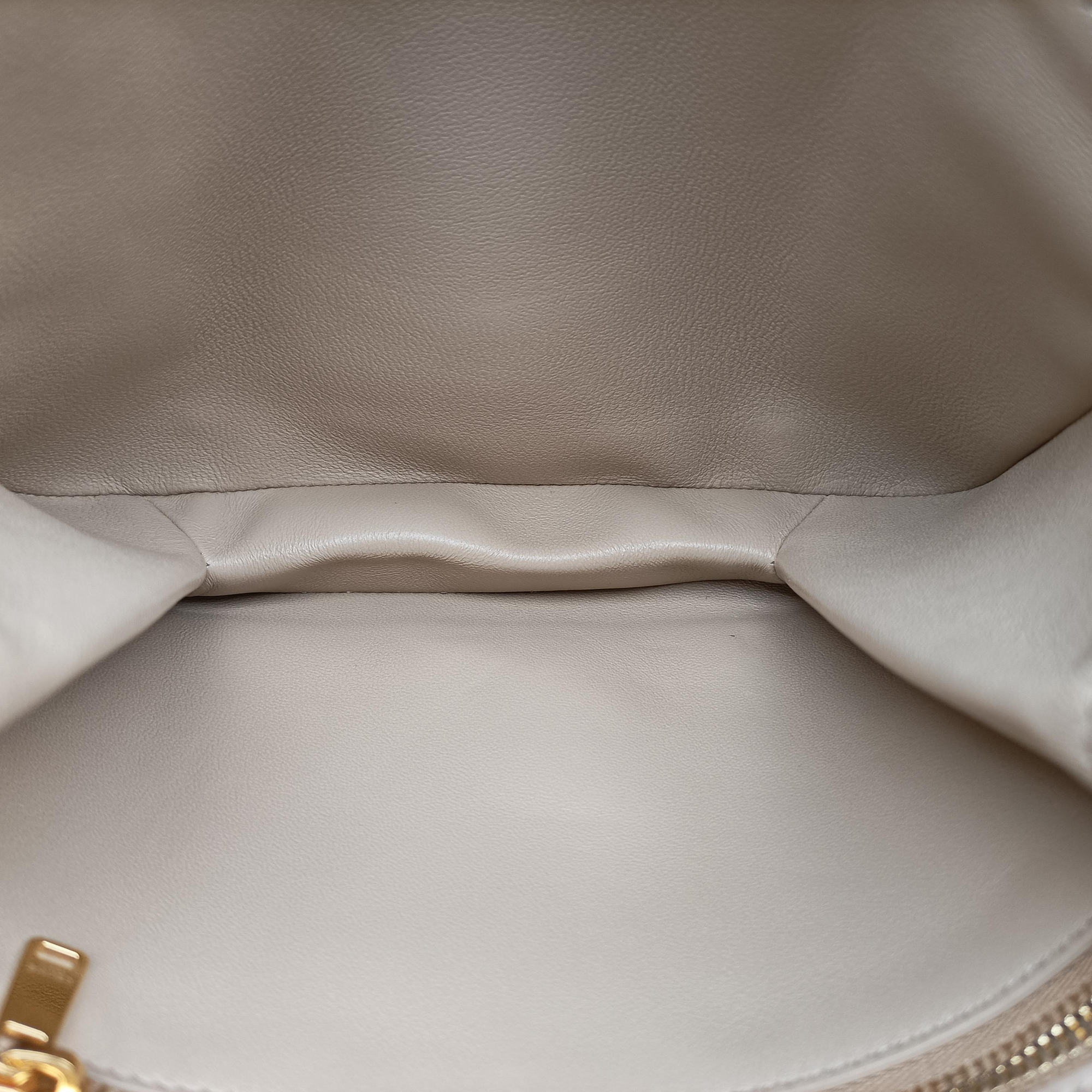 Taboo Medium Beige leather 196583 U-CU-0282タブー ミディアム ベージュ レザー 196583 U-CU-0282