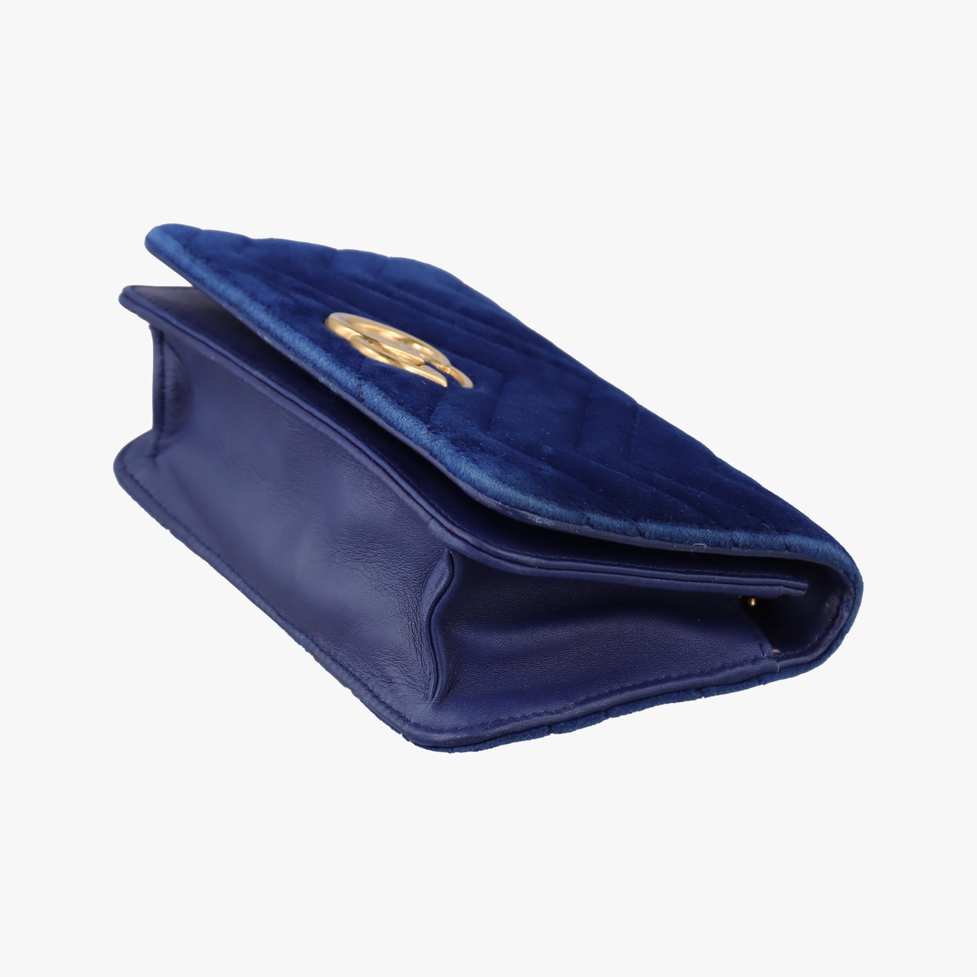 Secondhand Gucci GG Marmont Blue velour 488426 shoulderbag | stylenewstar