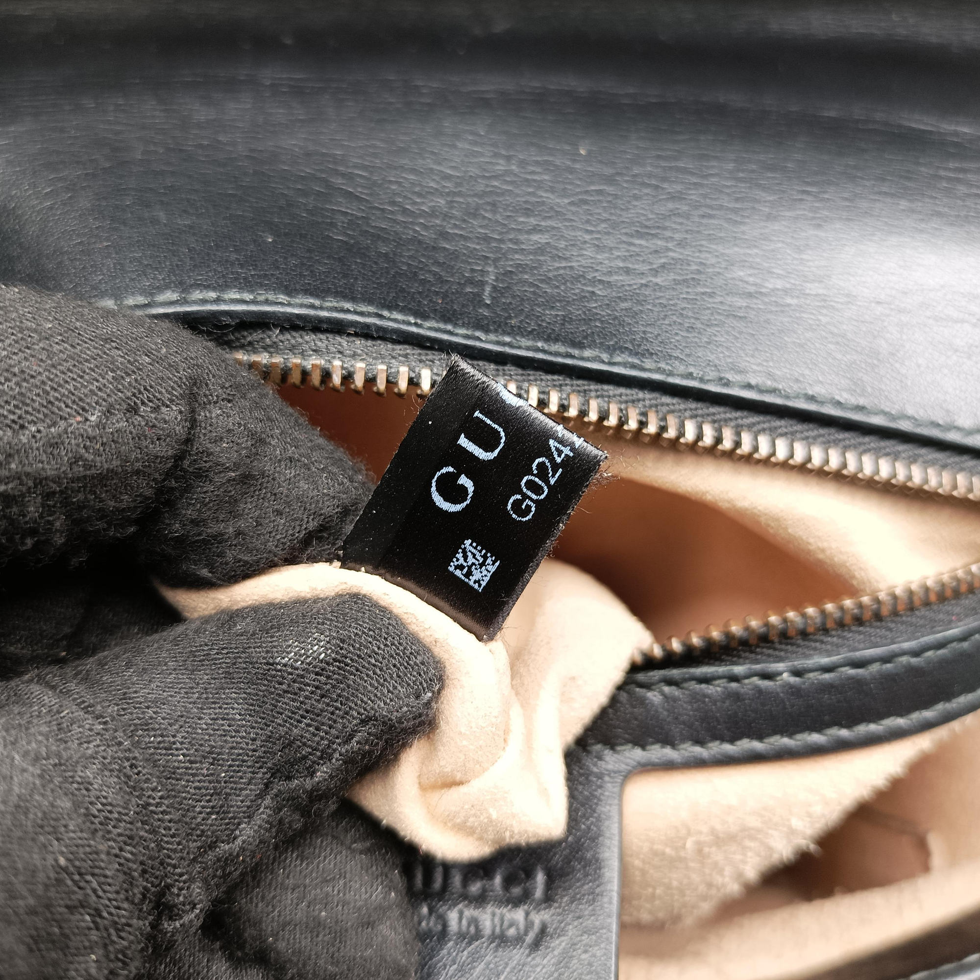 Secondhand Gucci GG Marmont Black Leather 498110 shoulderbag | stylenewstar
