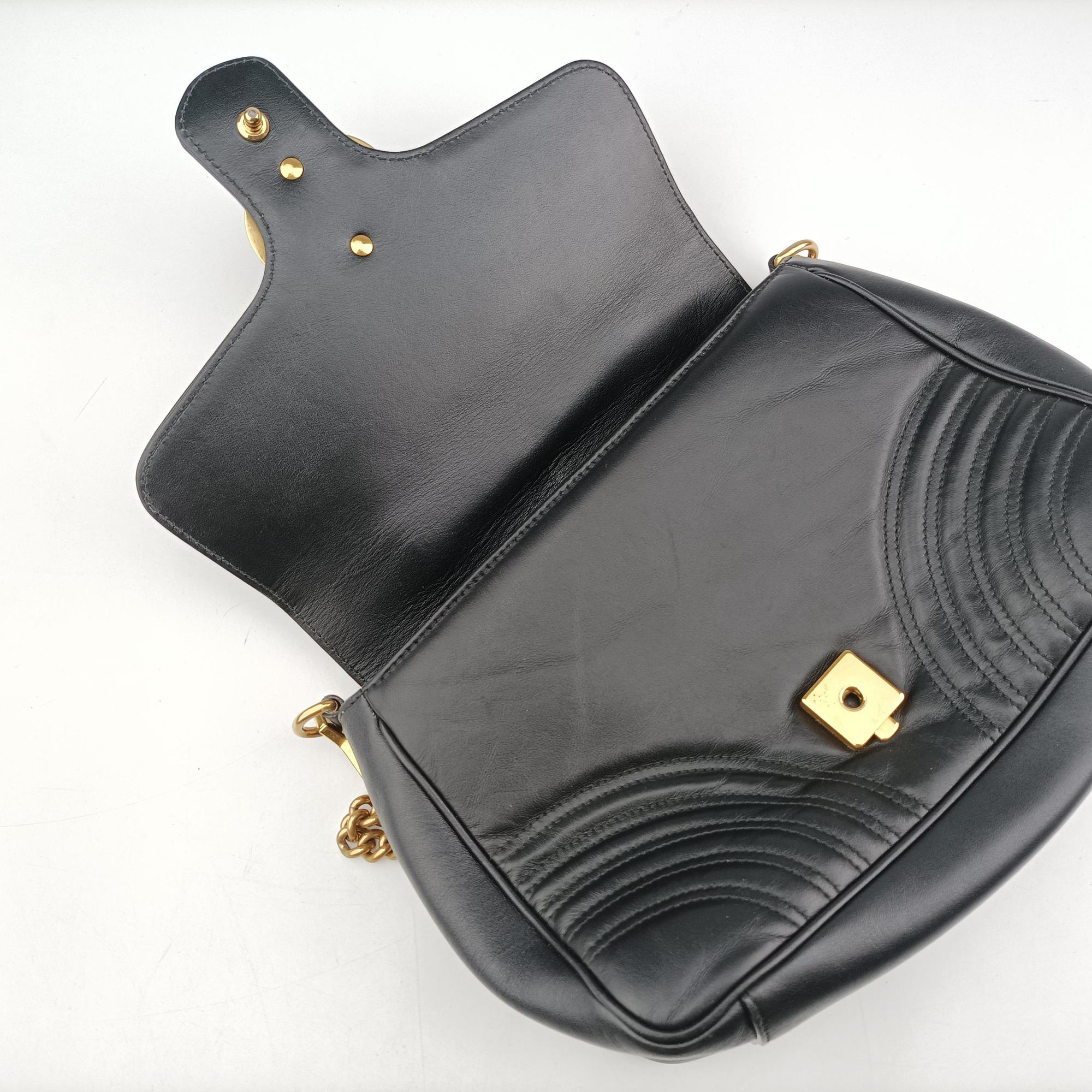 Secondhand Gucci GG Marmont Black Leather 498110 shoulderbag | stylenewstar