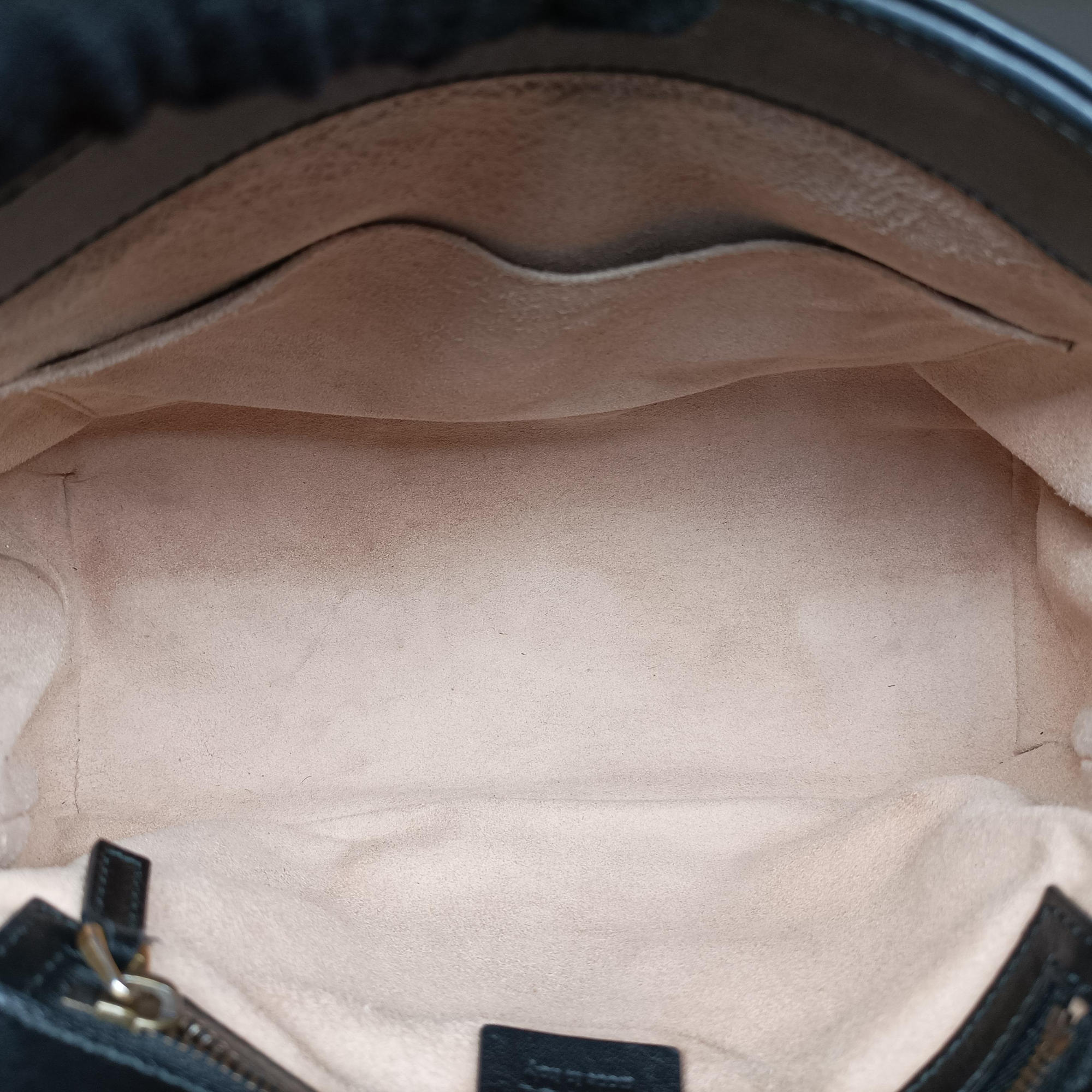 Secondhand Gucci GG Marmont Black Leather 498110 shoulderbag | stylenewstar