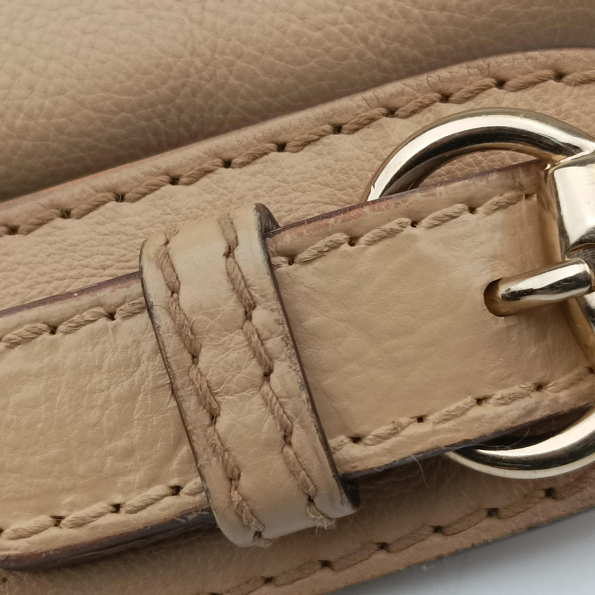 Marrakech Beige Leather 257021 C011091645マラケシュ Gチャーム ベージュ レザー 257021 C011091645