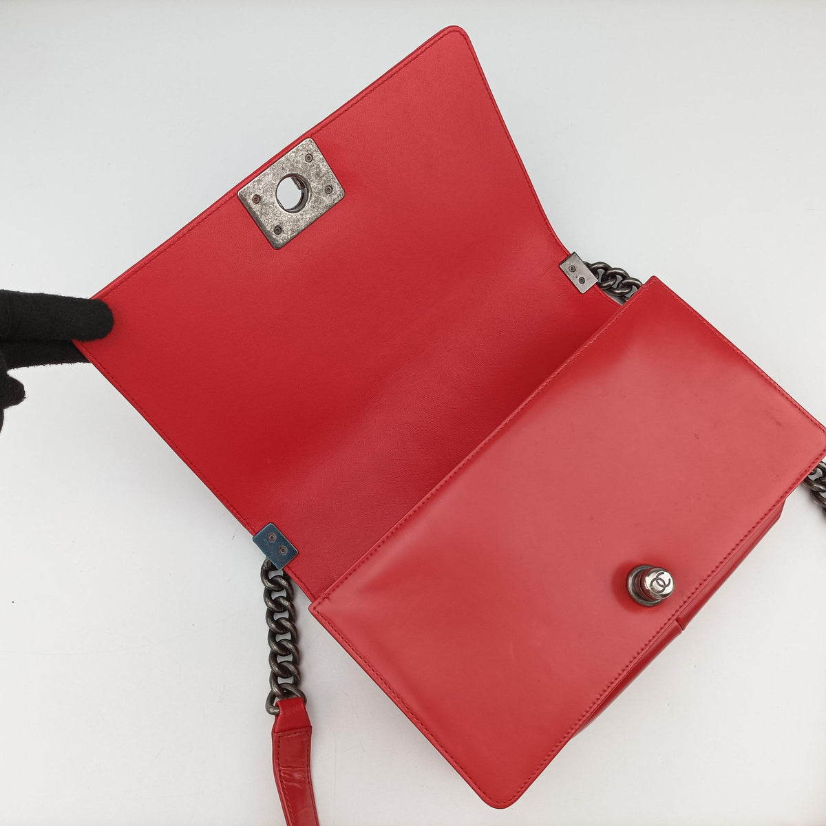 Pre-owned Chanel BOY CHANEL Red Leather A67086 shoulderbag | stylenewstar